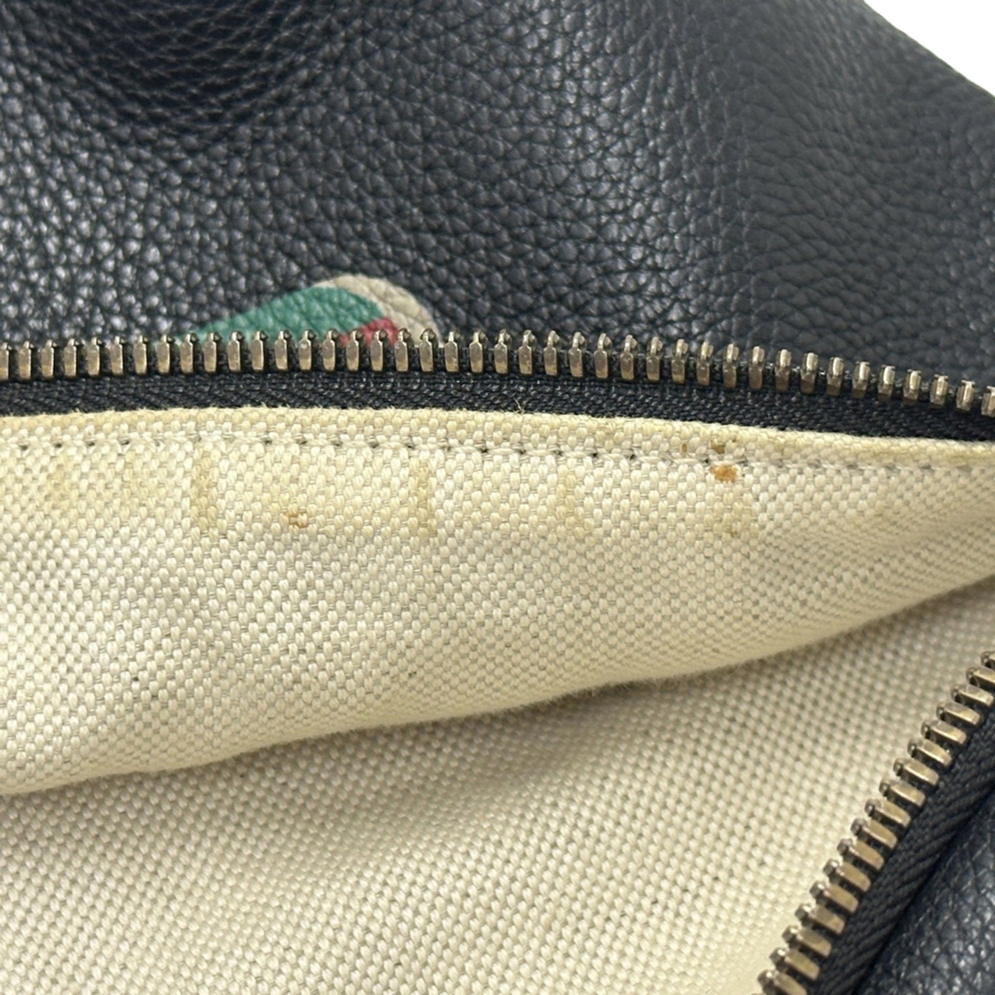 Gucci Black Leather Fanny Pack Sling Bag