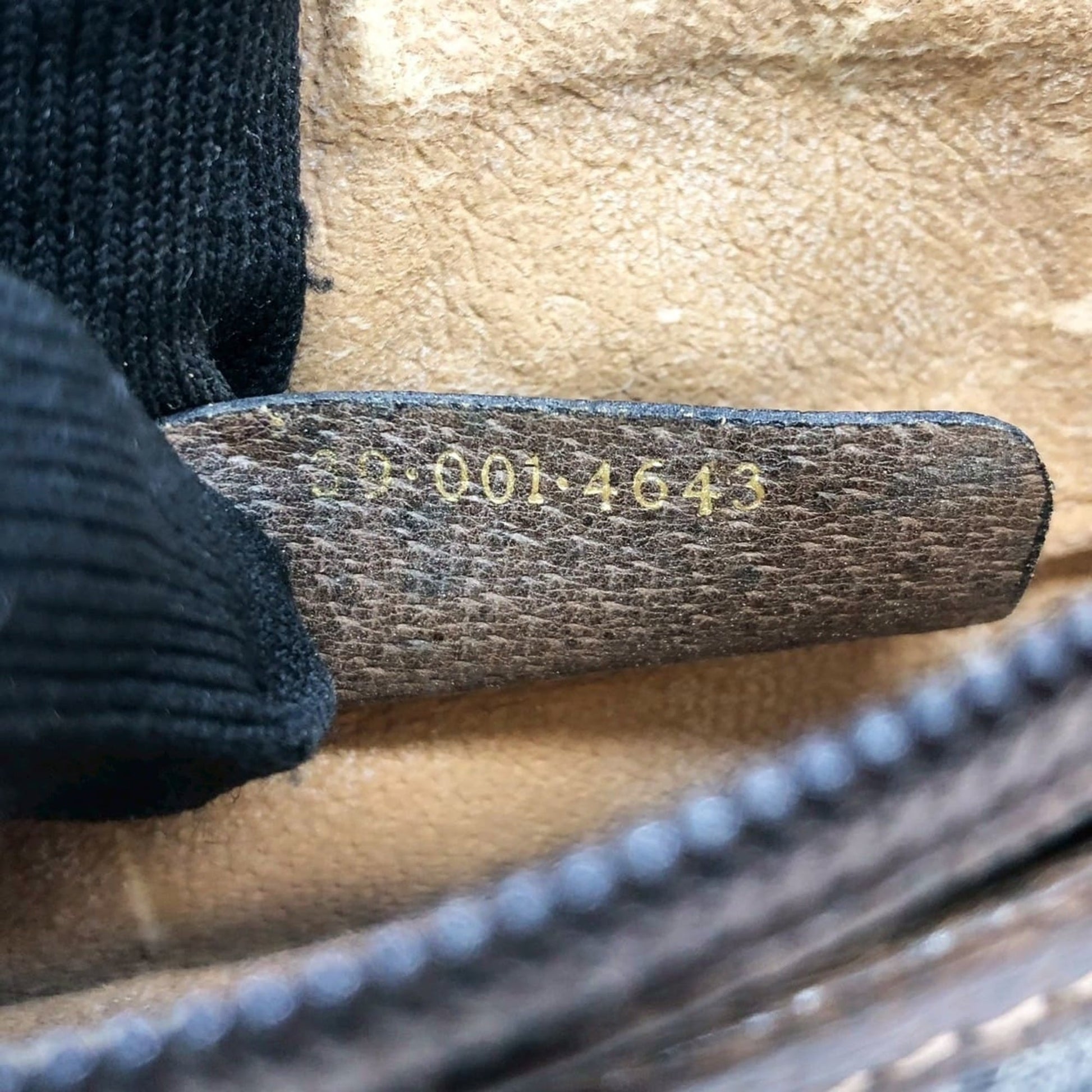 Gucci Brown Gg Supreme Shoulder Bag