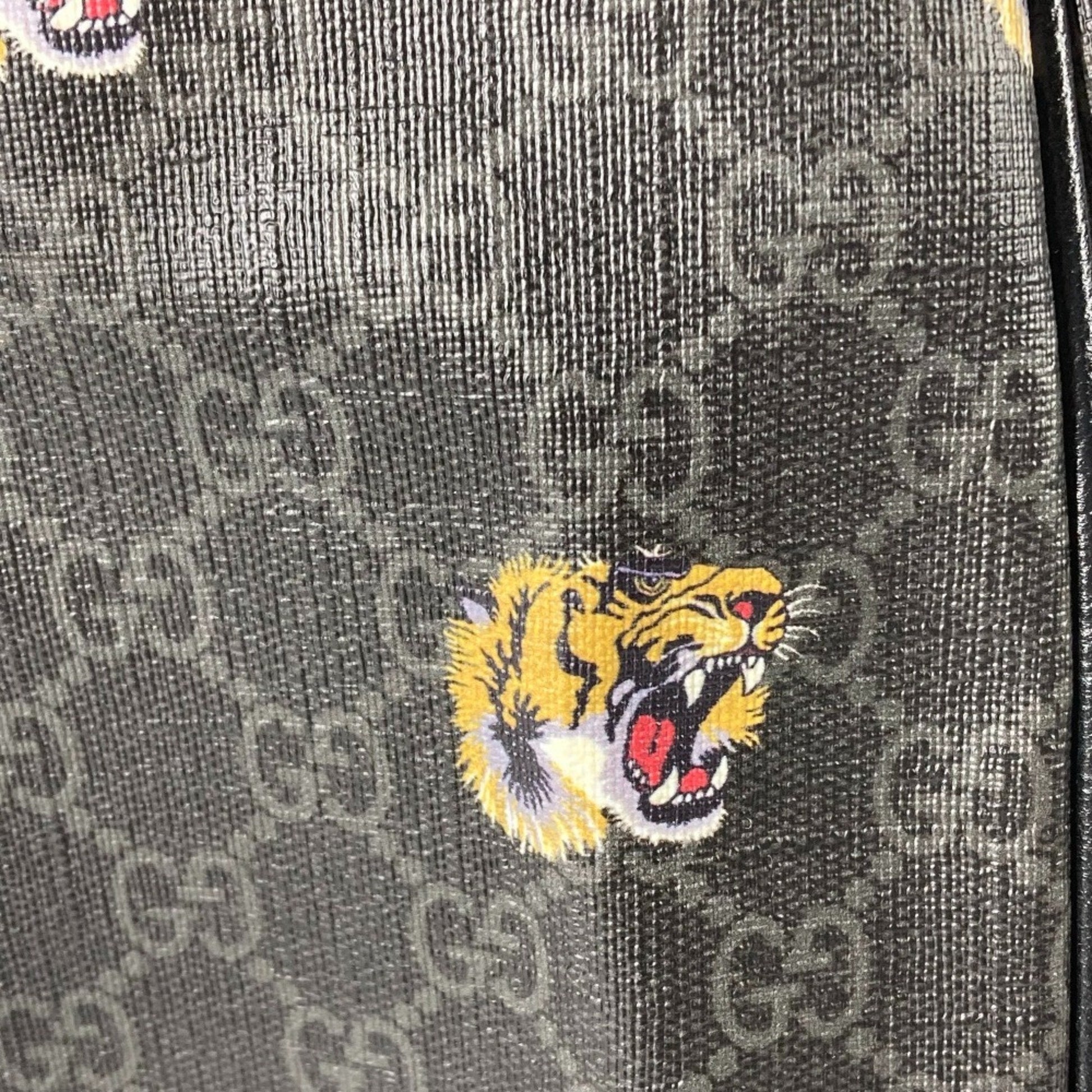 Gucci Black Gg Supreme Backpack