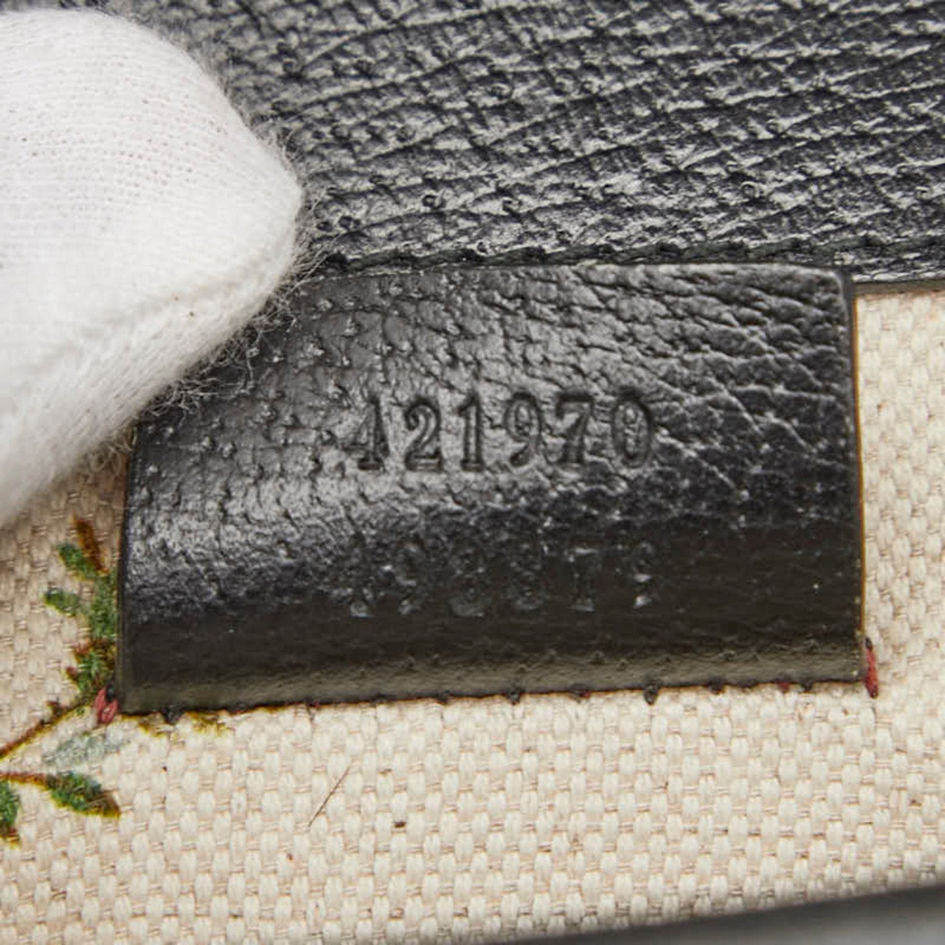 Gucci Black Leather Shoulder Bag