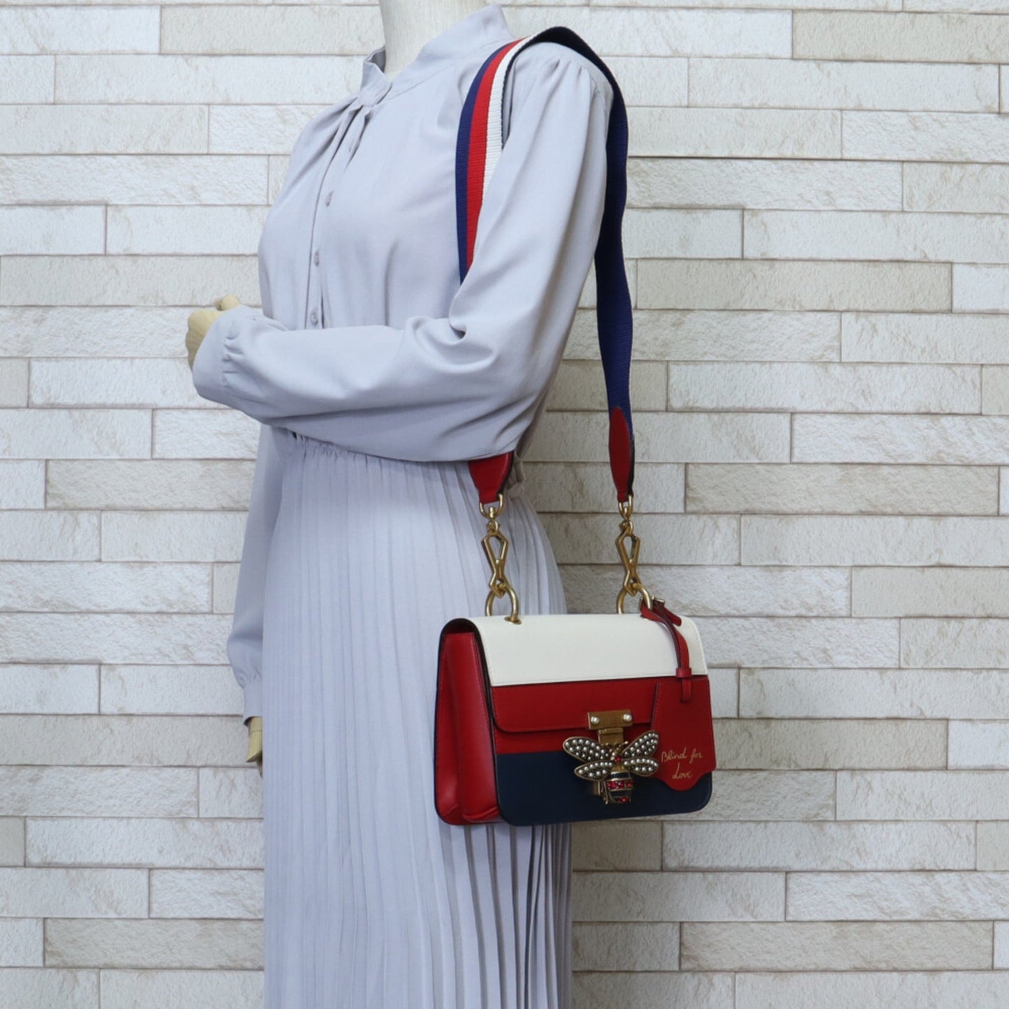 Gucci Navy Red Color White Leather Shoulder Bag