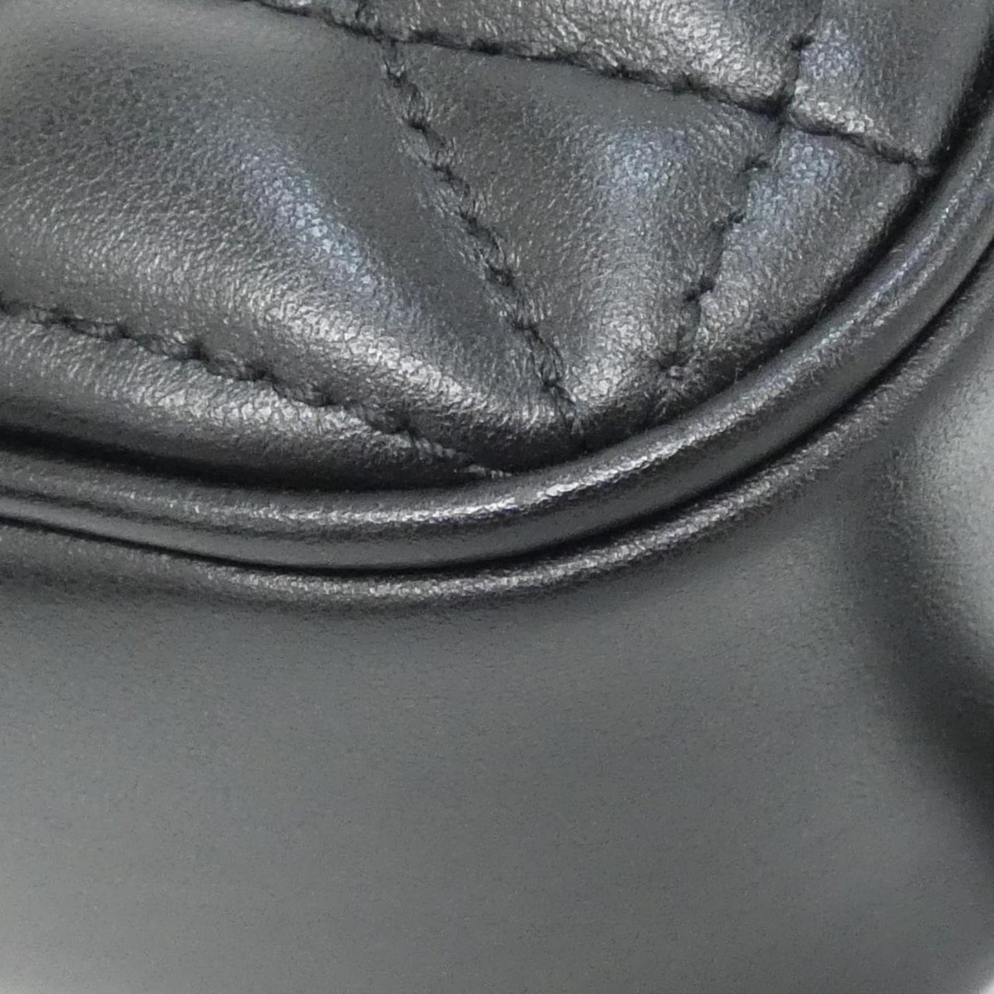 Gucci Black Leather Shoulder Bag