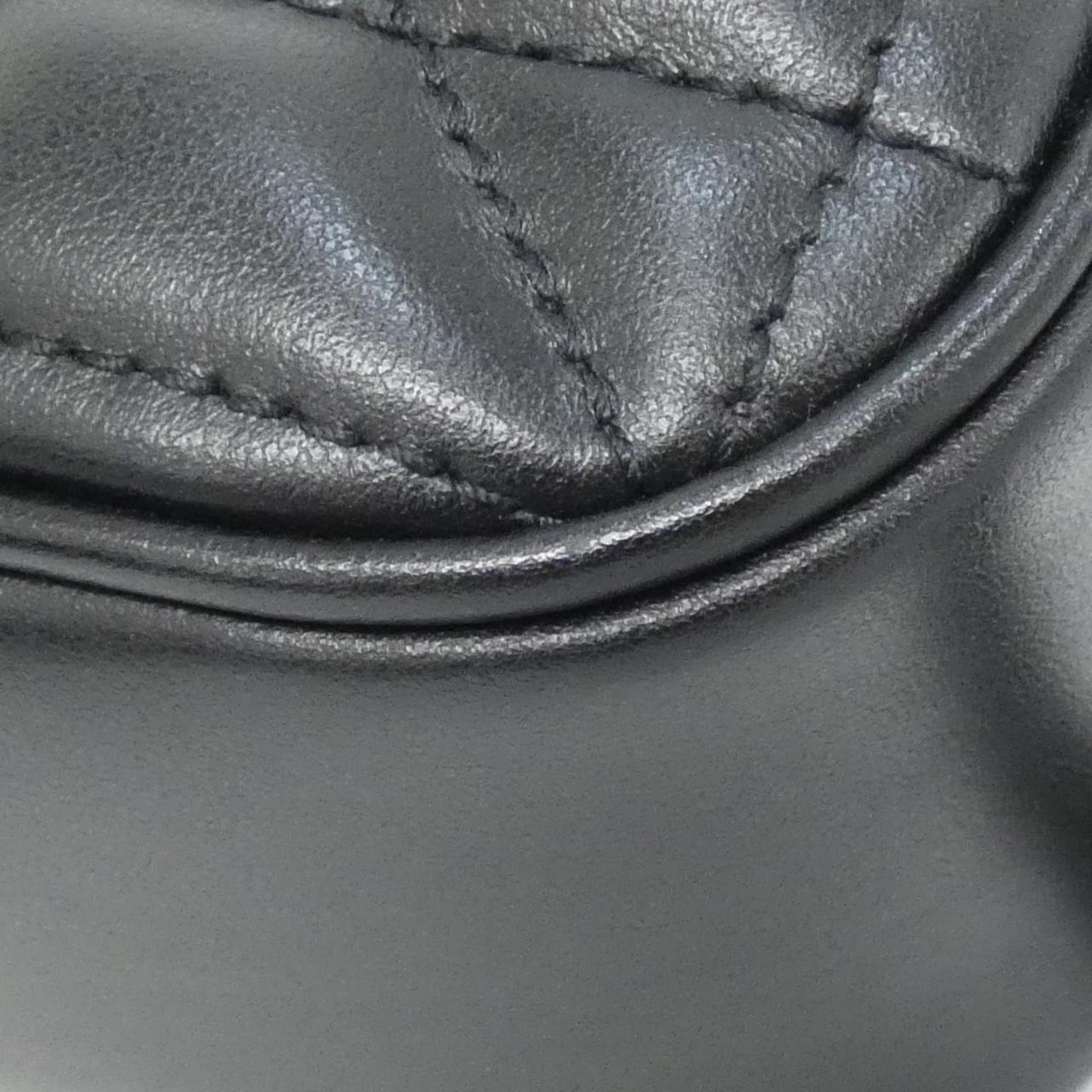 Gucci Black Leather Shoulder Bag