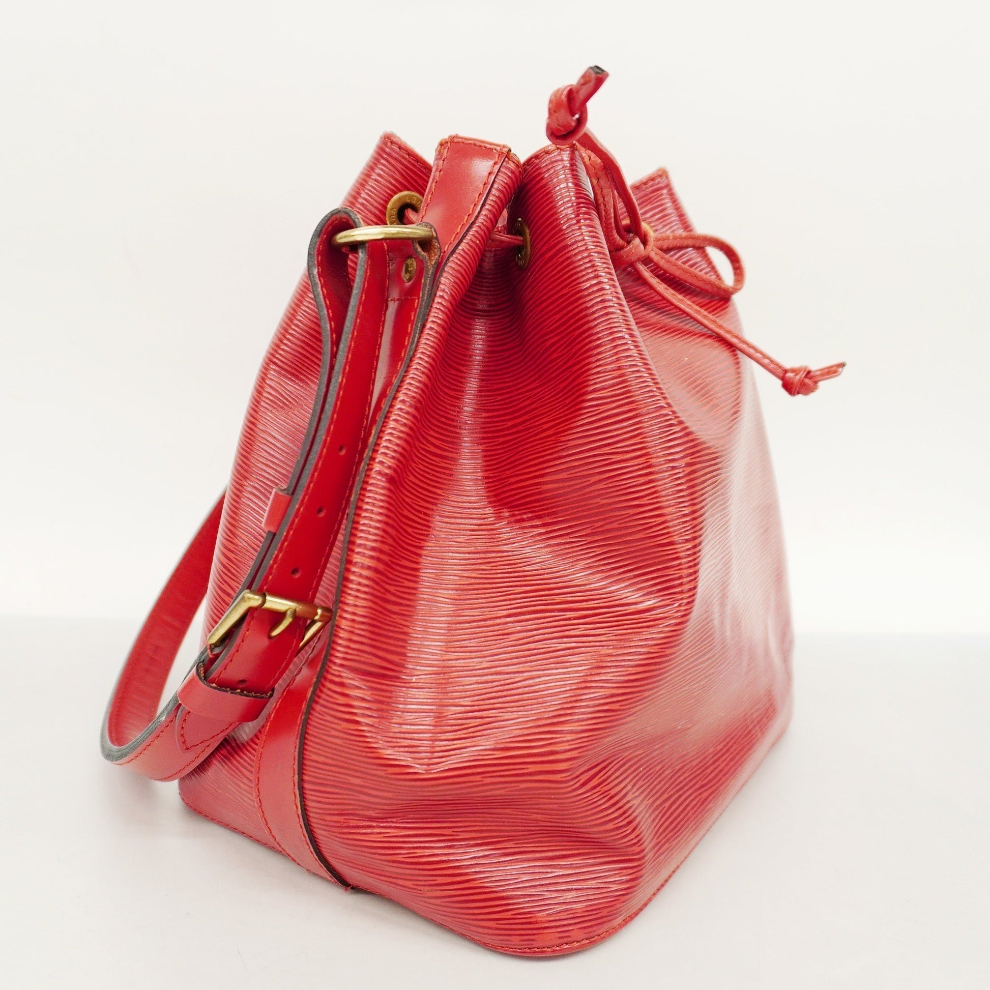 Louis Vuitton  Epi Petit Noe M44107 Women's Shoulder Bag Castilian Red