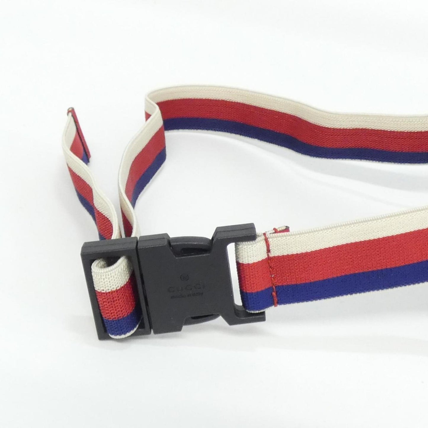 Gucci Beige Multi-Color Gg Supreme Fanny Pack