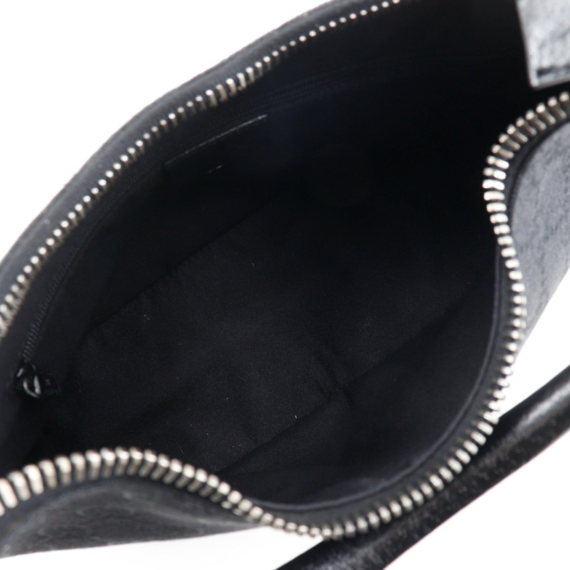 Gucci Gg Canvas Black Gg Canvas Shoulder Bag