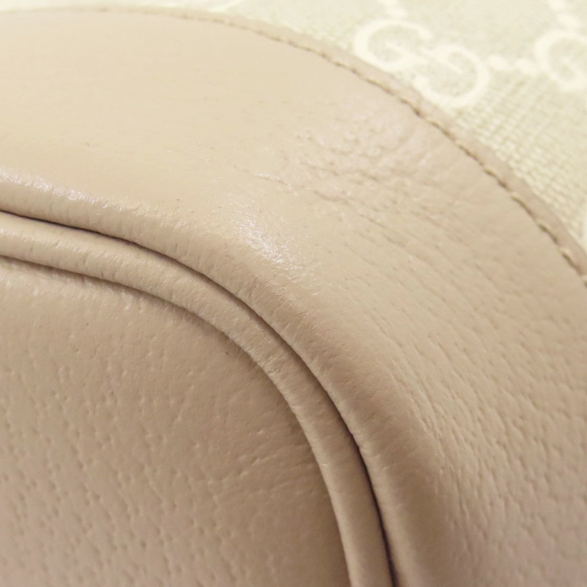Gucci Beige Gg Supreme Handbag