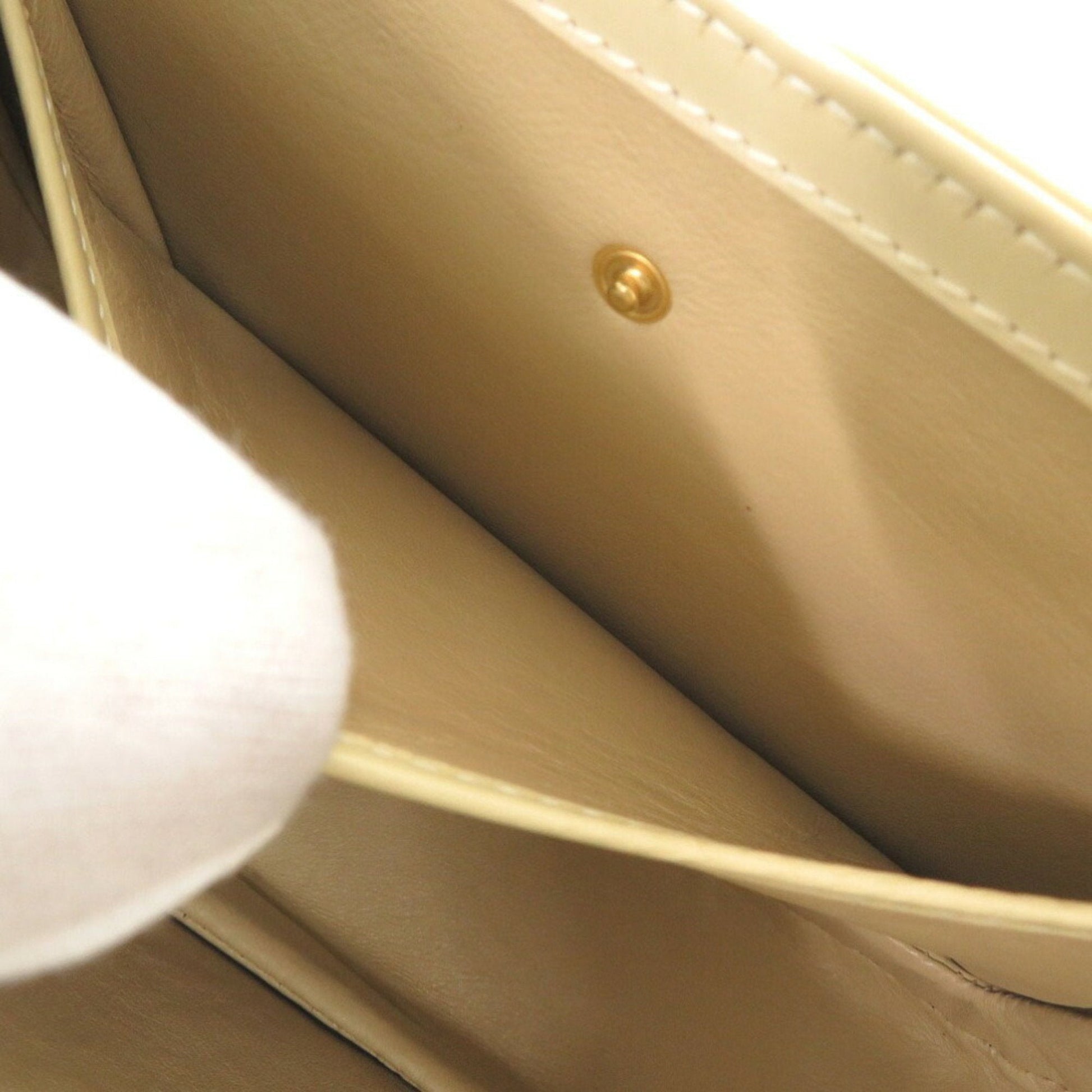 Gucci White Leather Handbag
