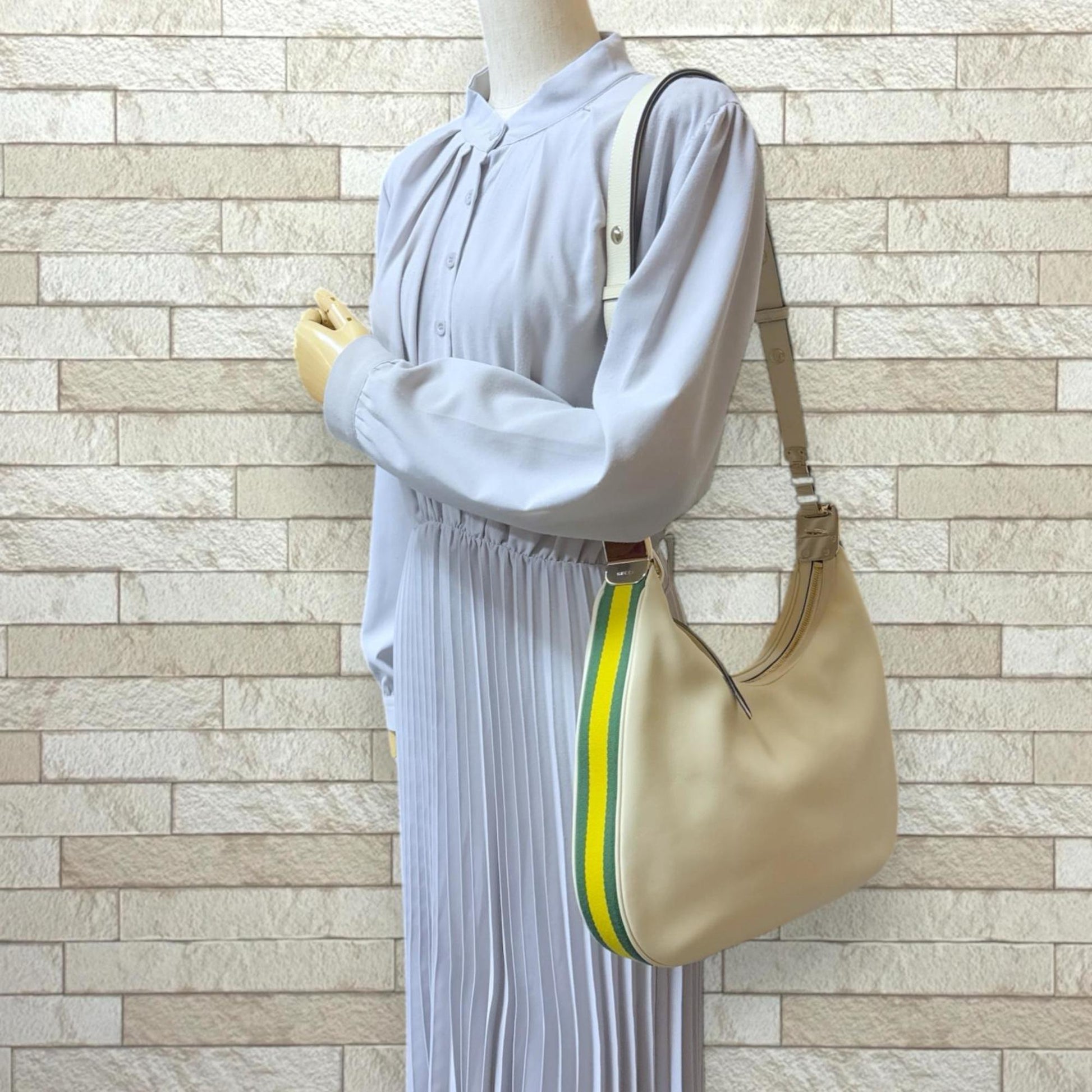 Gucci White Leather Shoulder Bag