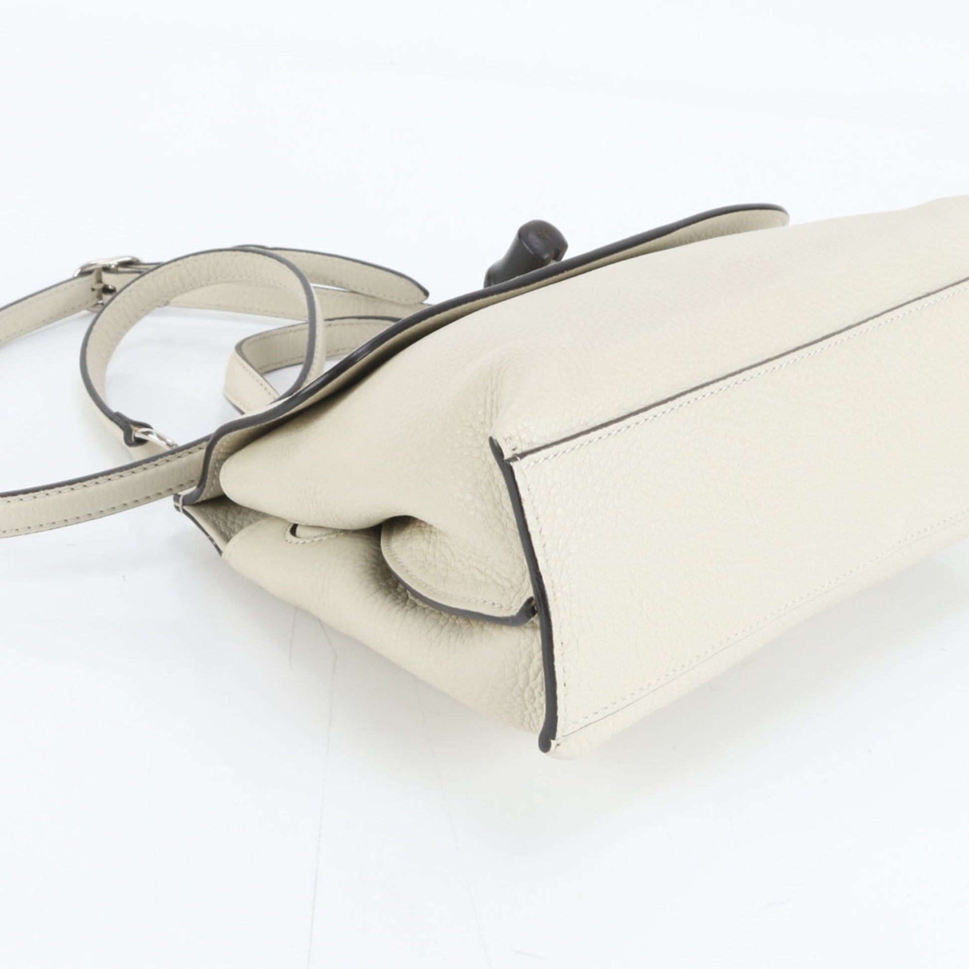 Gucci Ivory Leather Shoulder Bag