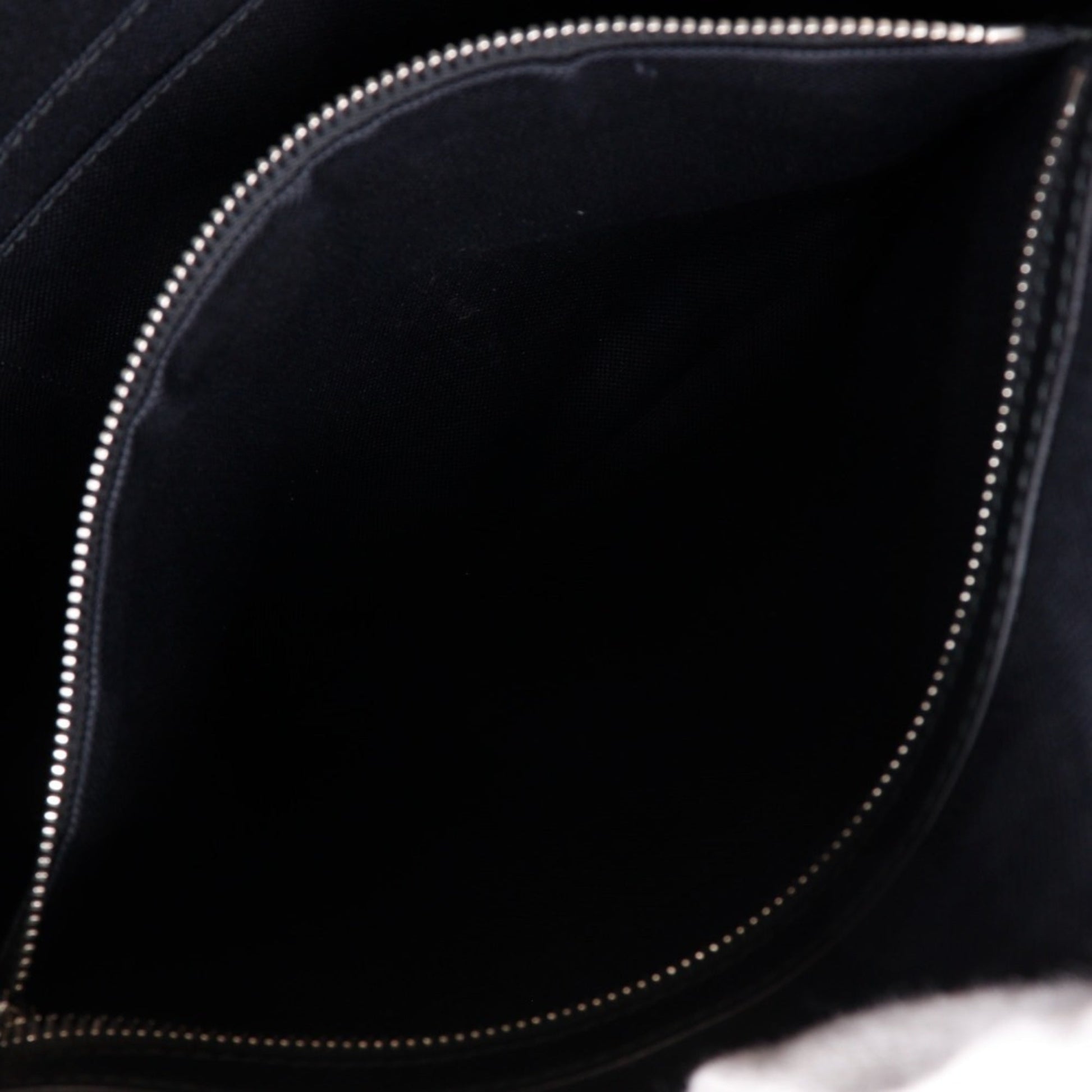 Gucci Black Gg Supreme Messenger Bag Shoulder Bag
