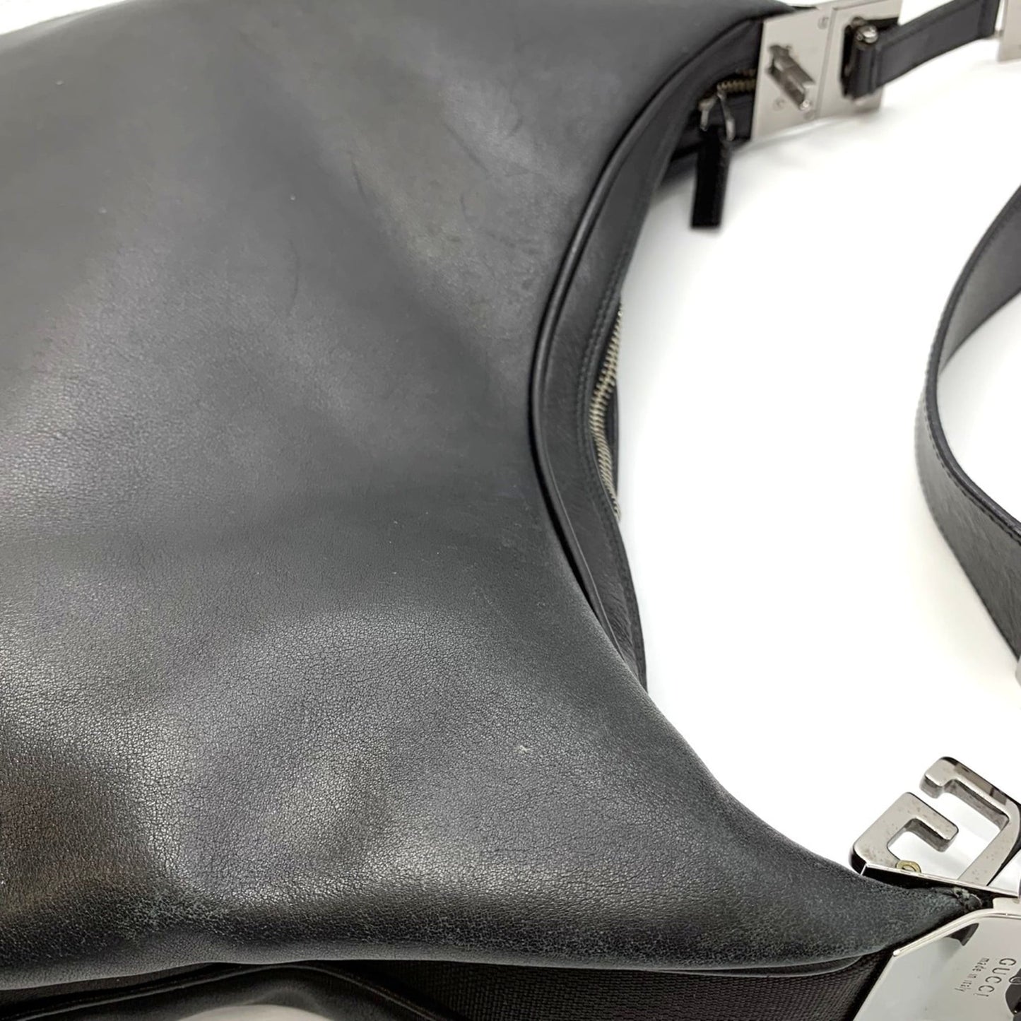 Gucci Black Leather Shoulder Bag