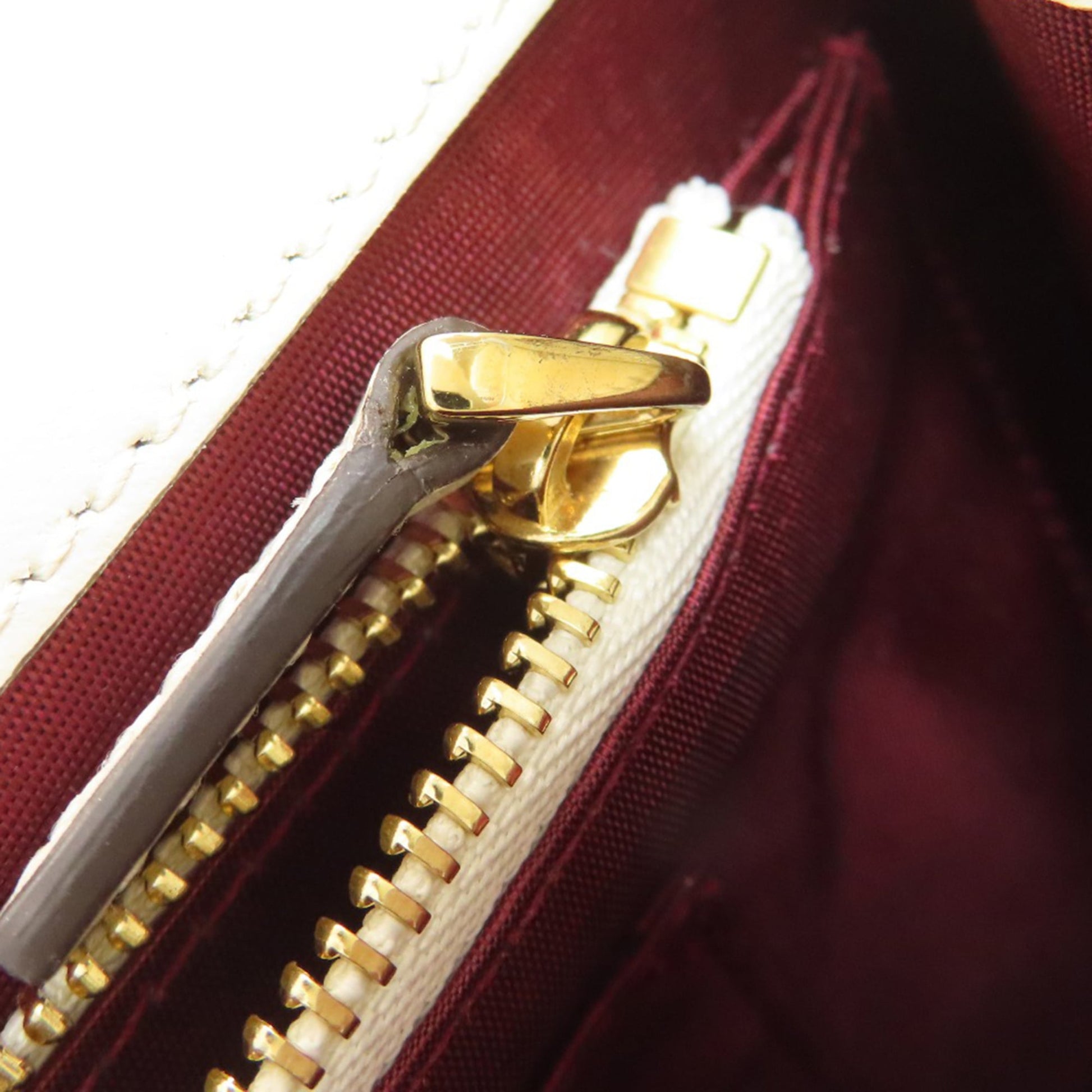 Gucci White Leather Shoulder Bag