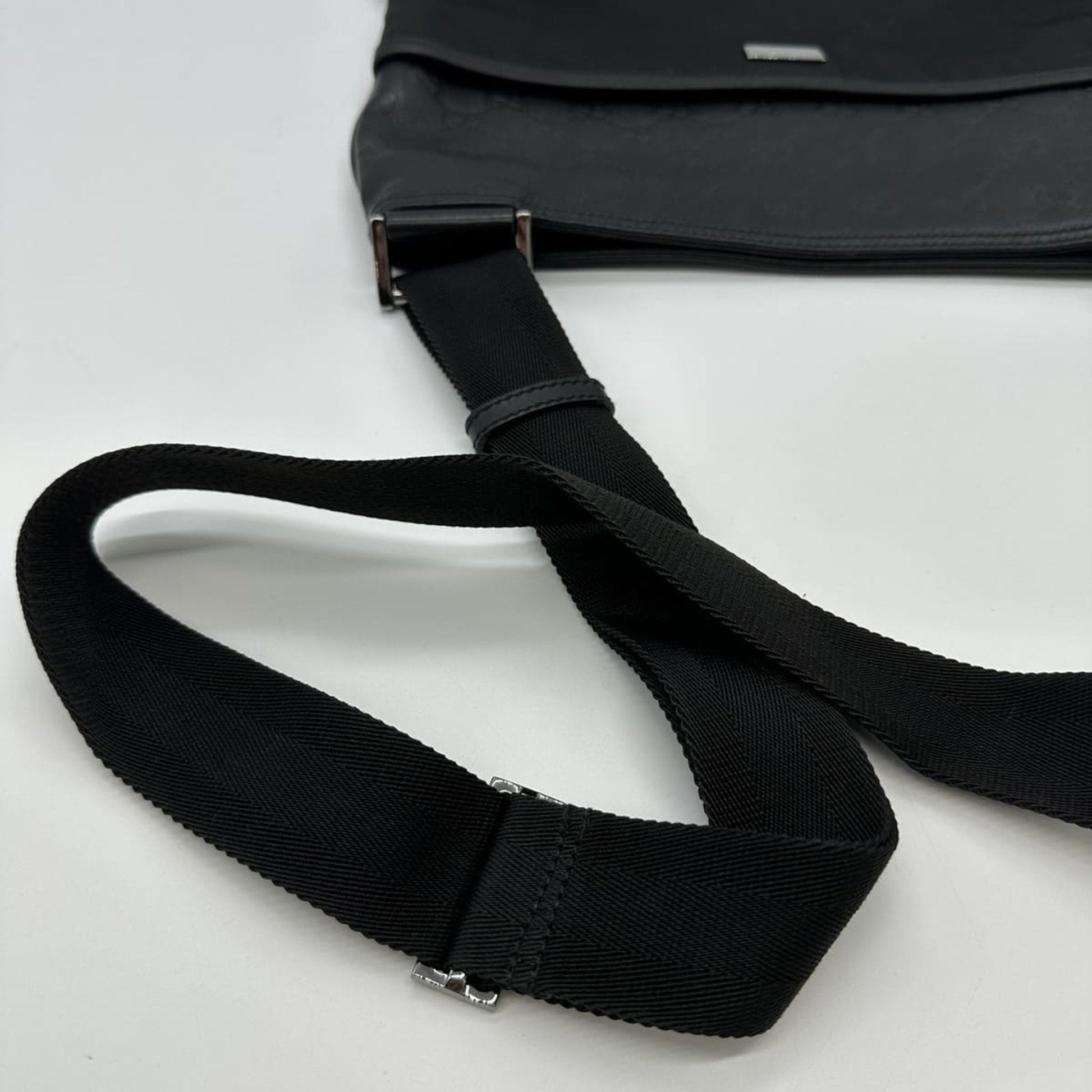 Gucci Black Nylon Leather Shoulder Bag