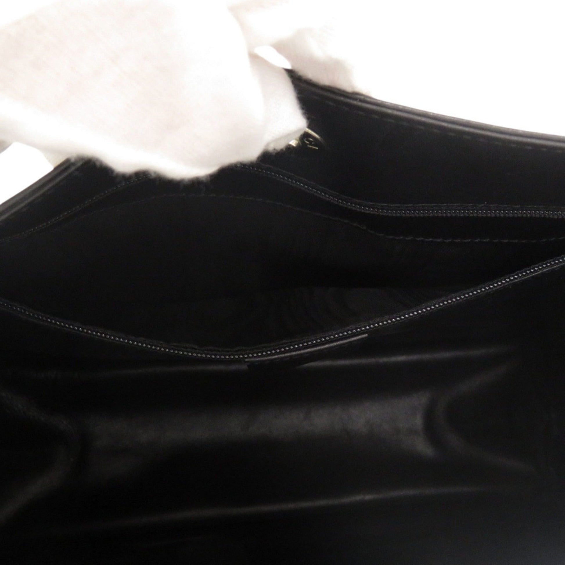 Gucci Black Leather Shoulder Bag
