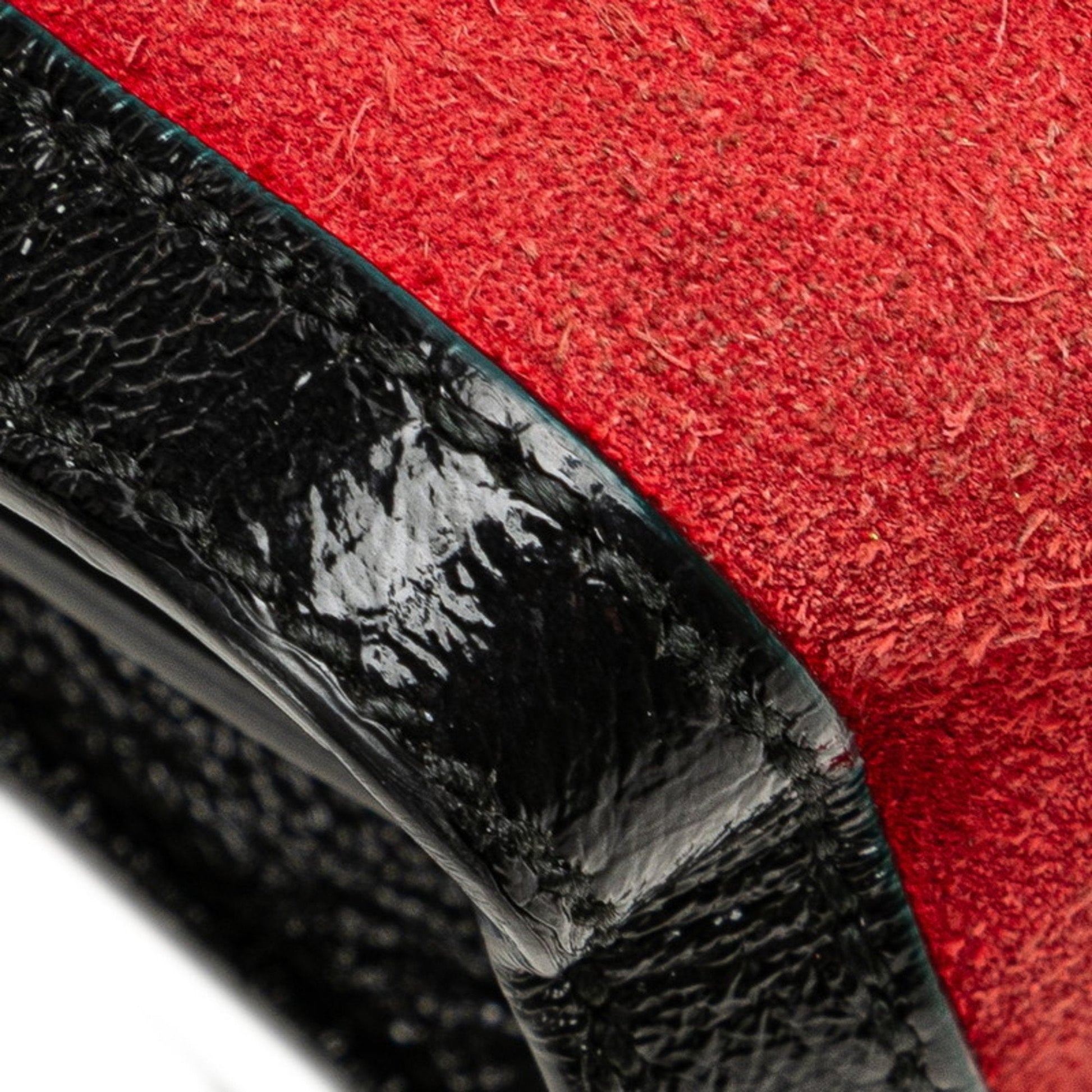 Gucci Black Red Color Leather Shoulder Bag
