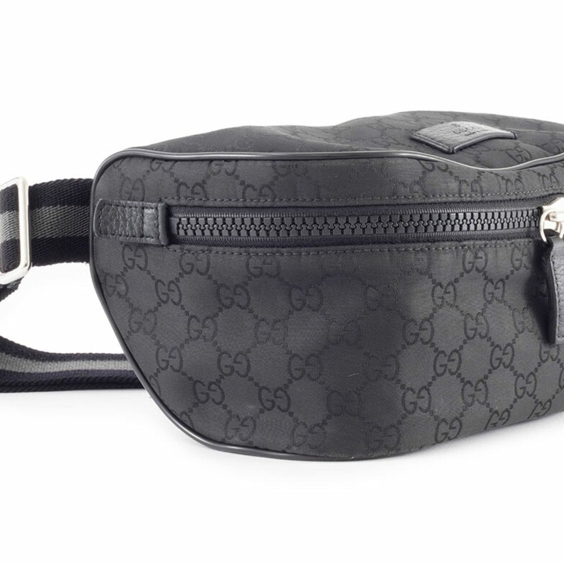 Gucci Black Nylon Pochette Shoulder Bag Sling Bag