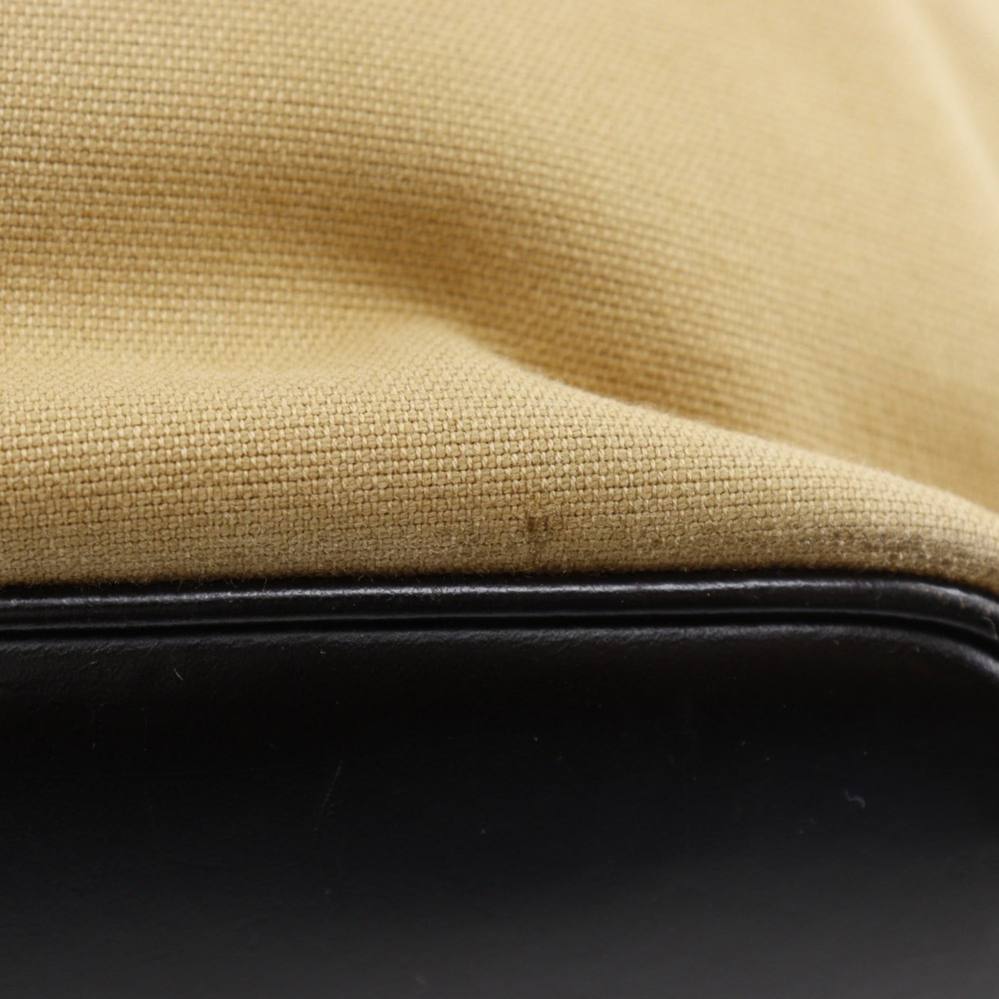 Gucci Beige Canvas Shoulder Bag