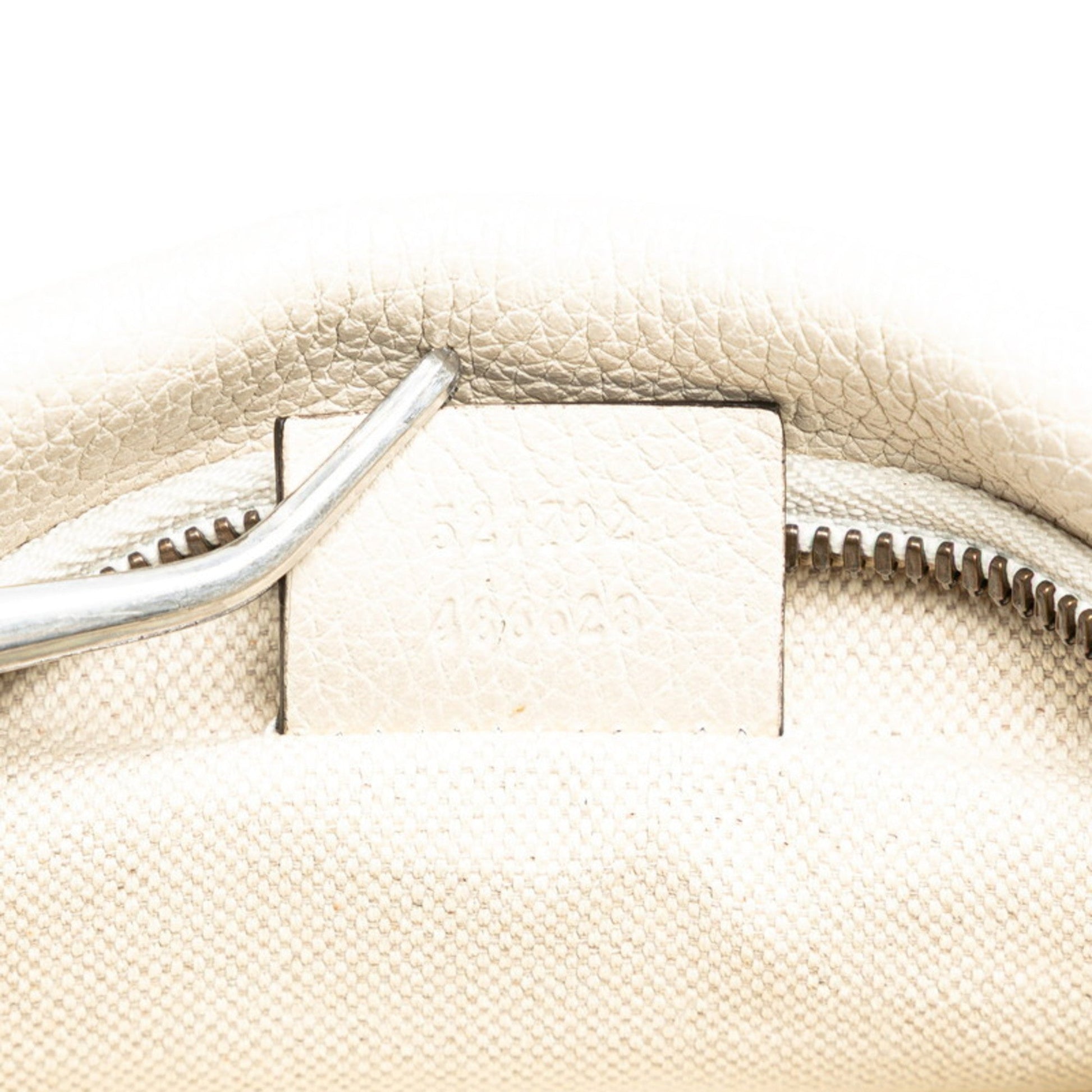 Gucci Multi-Color White Leather Fanny Pack