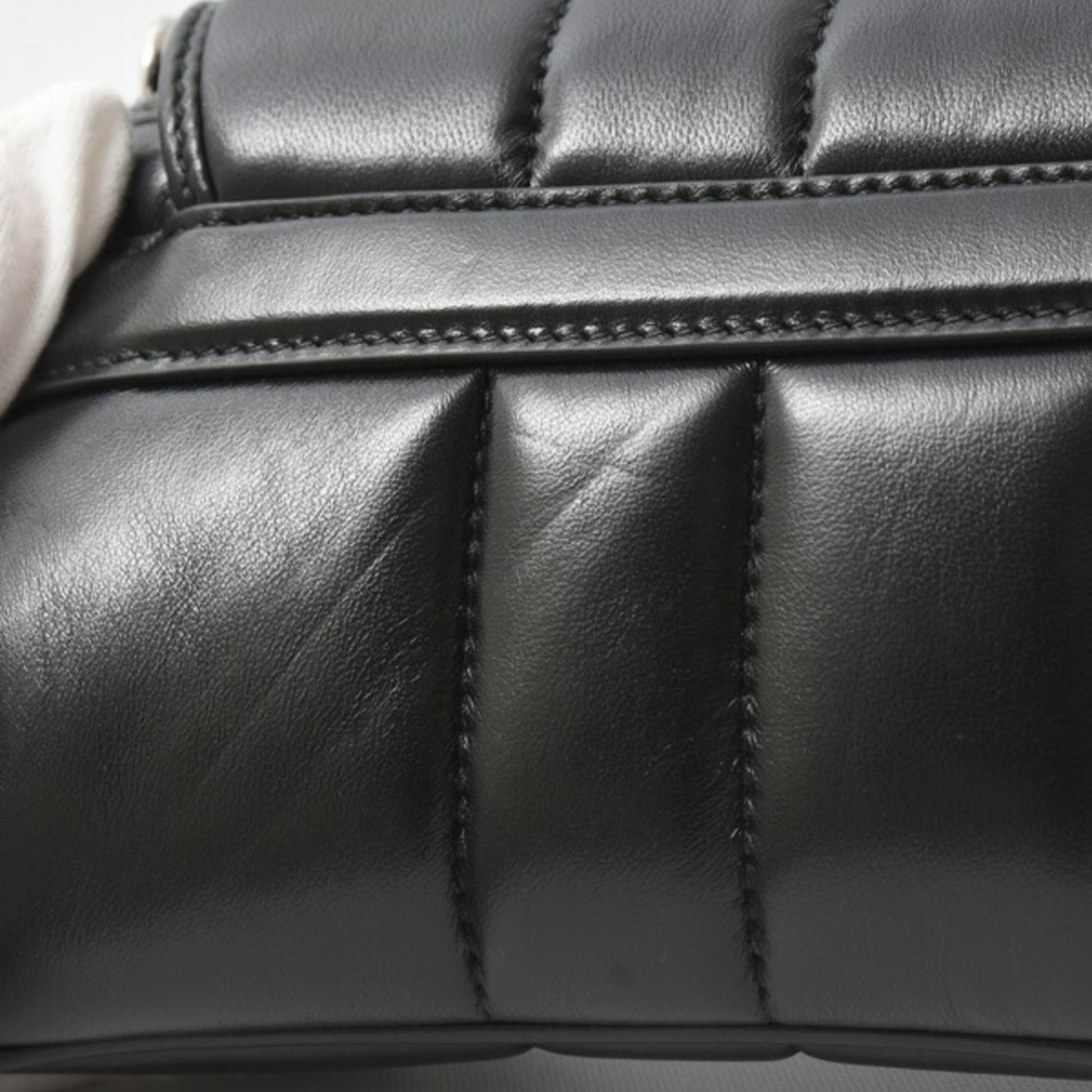 Gucci Black Leather Shoulder Bag