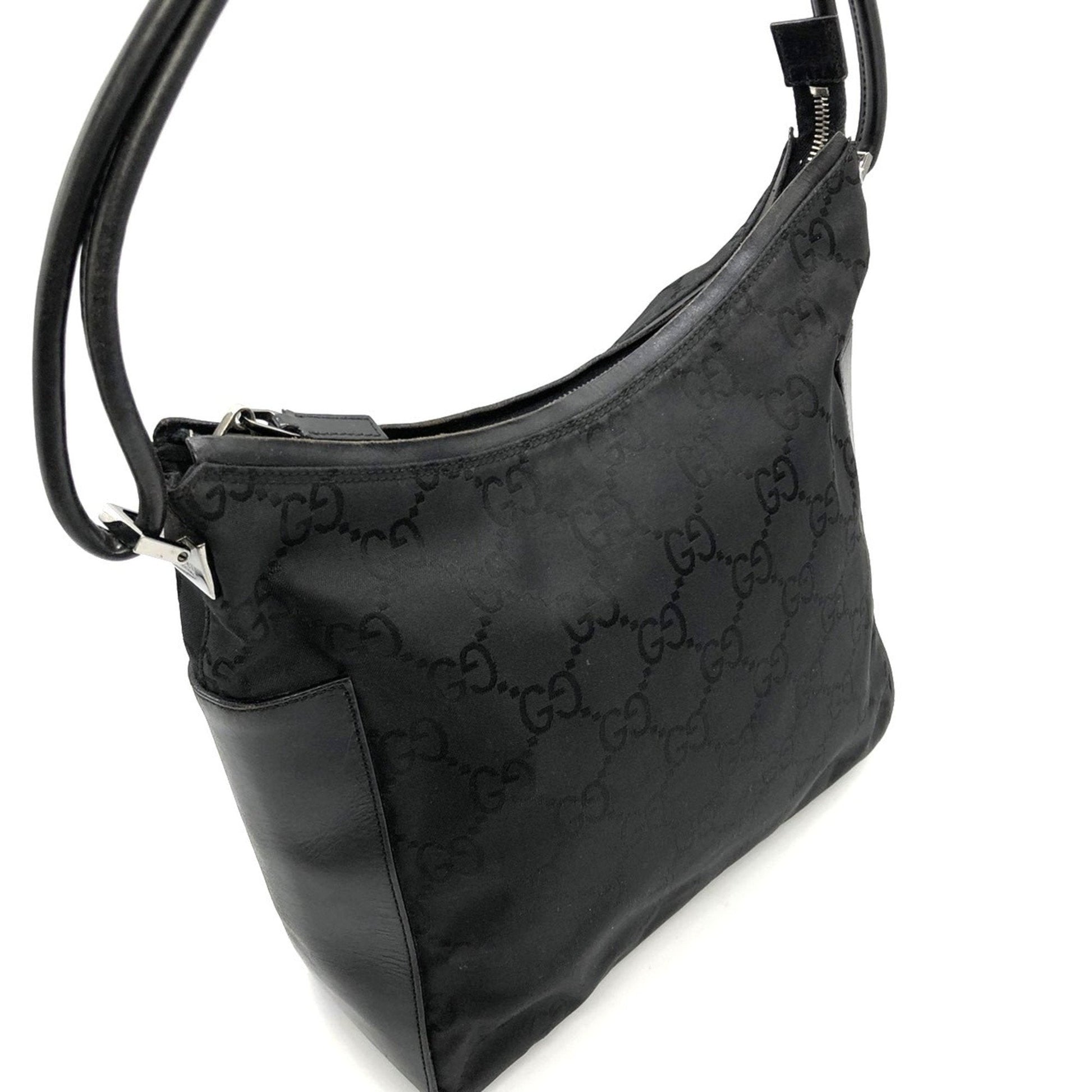 Gucci Black Nylon Leather Shoulder Bag