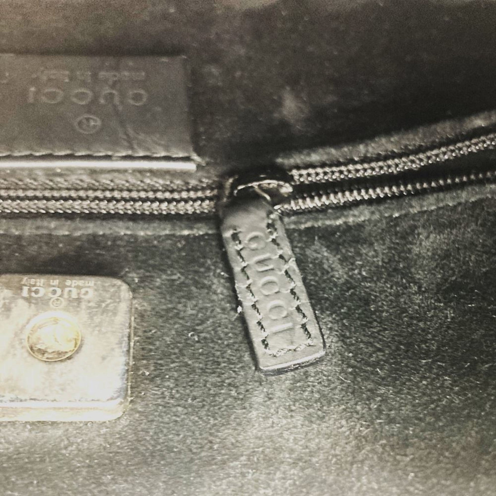 Gucci Black Red Color Leather Bamboo Shoulder Bag