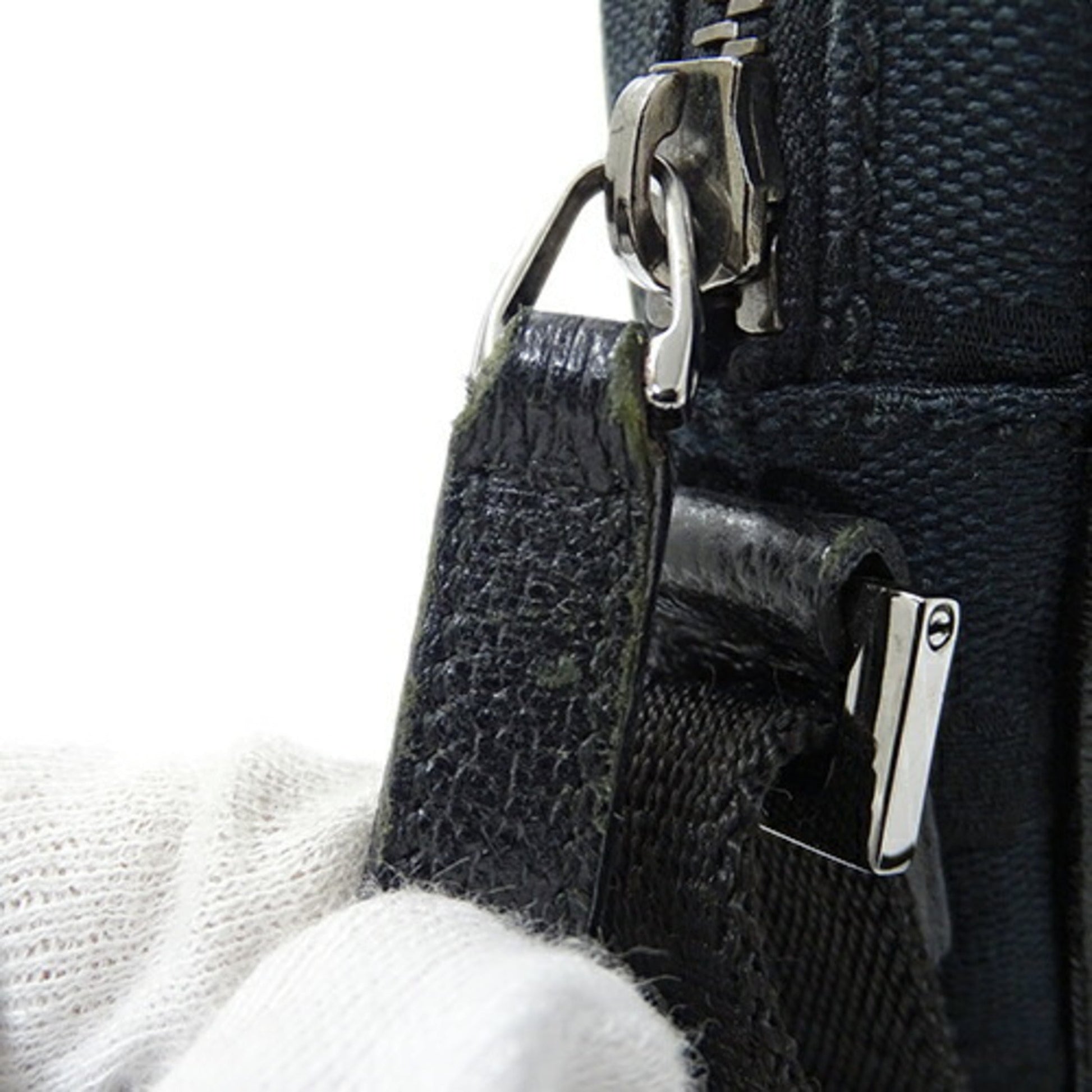 Gucci Black Gg Canvas Shoulder Bag