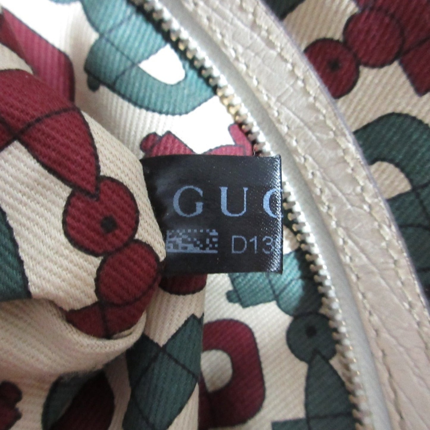 Gucci Gg Canvas Beige Gg Canvas Tote Bag