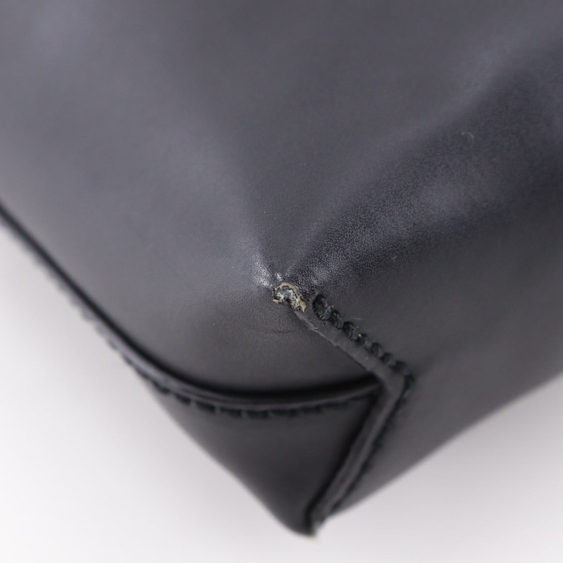Gucci Black Gg Supreme Messenger Bag Shoulder Bag