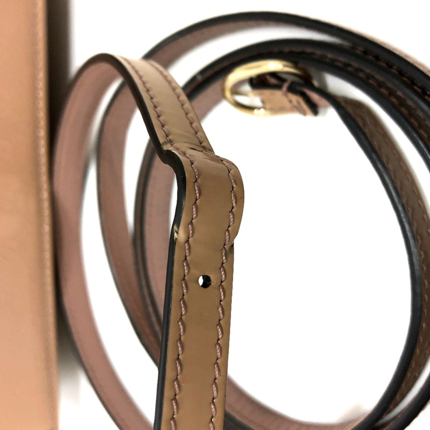 Gucci Beige Patent Leather Shoulder Bag