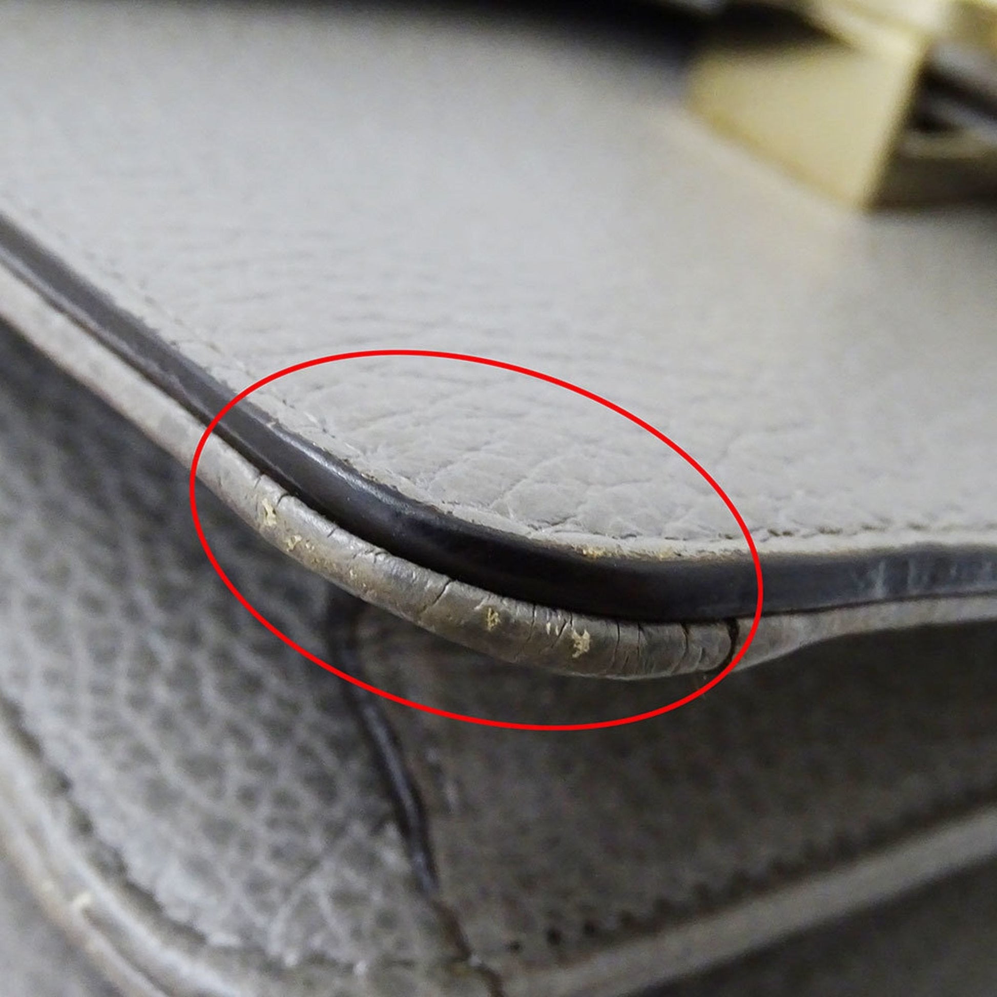 Gucci Gray Leather Shoulder Bag