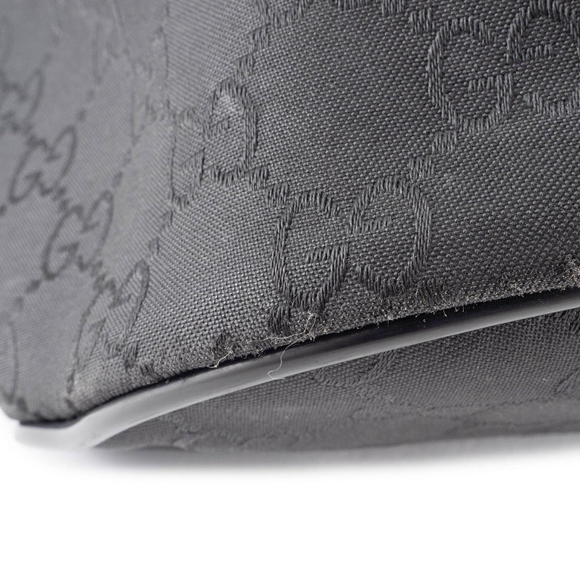 Gucci Black Nylon Pochette Shoulder Bag Sling Bag