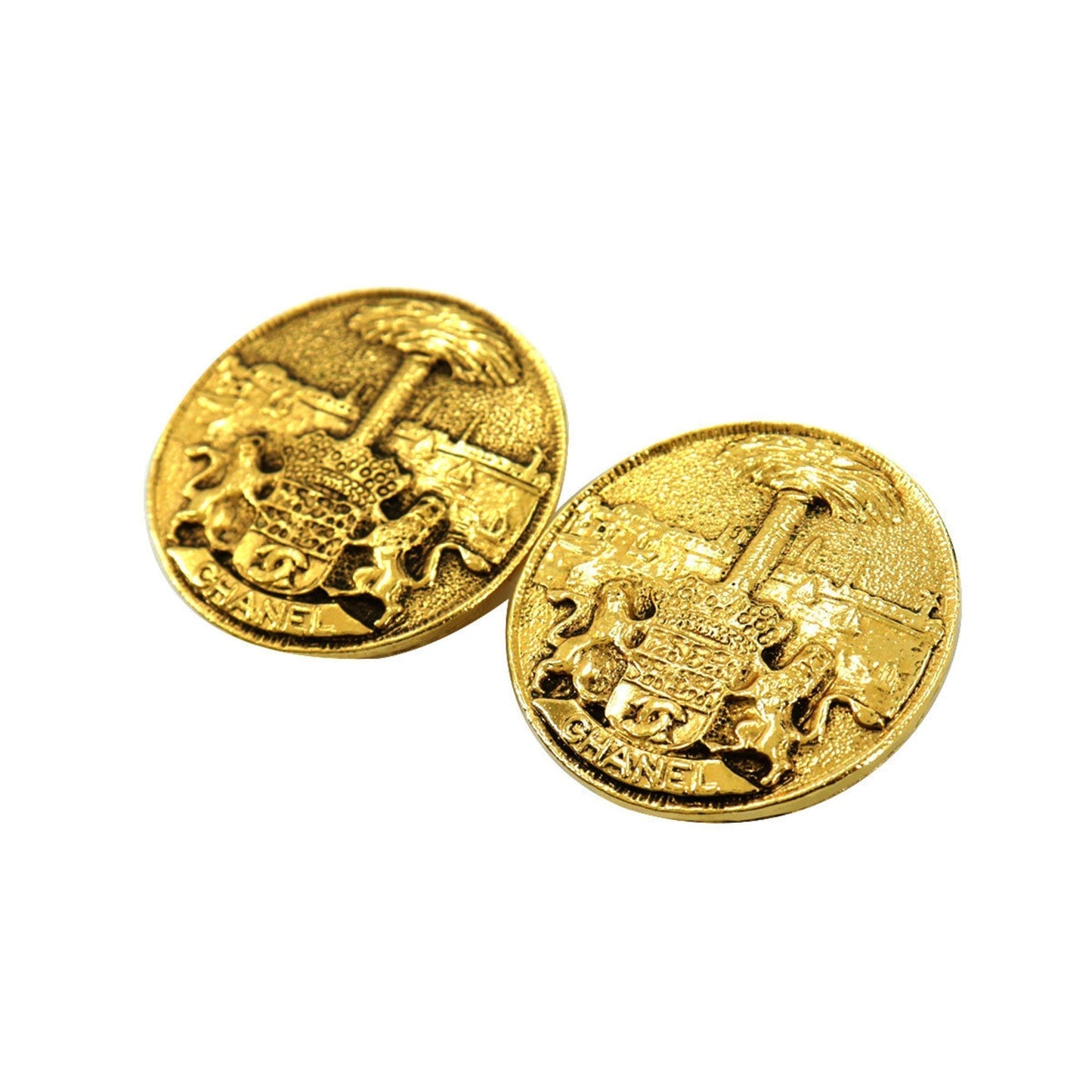 Chanel lion motif earrings round type gold   accessories   Earring