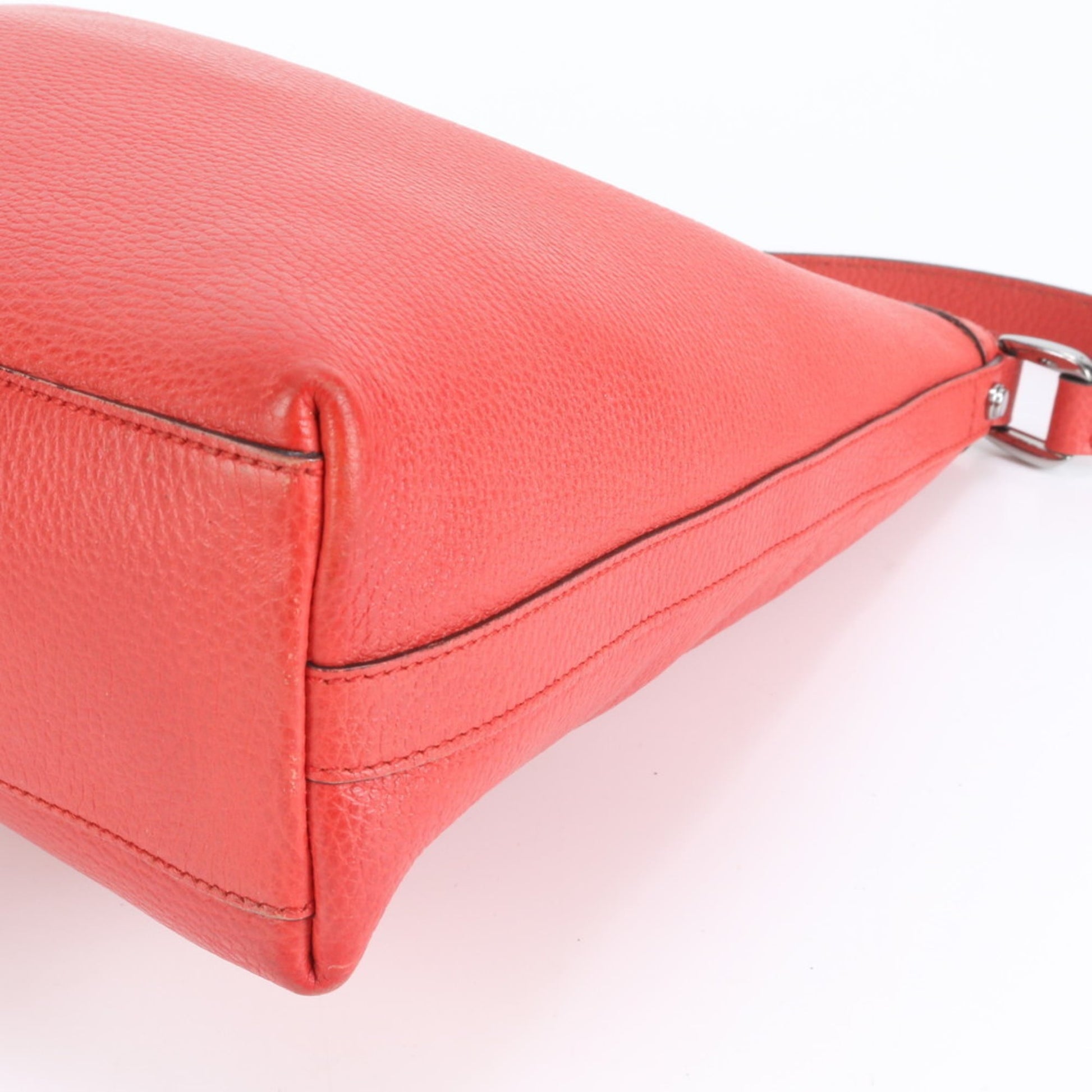 Gucci Red Color Leather Shoulder Bag