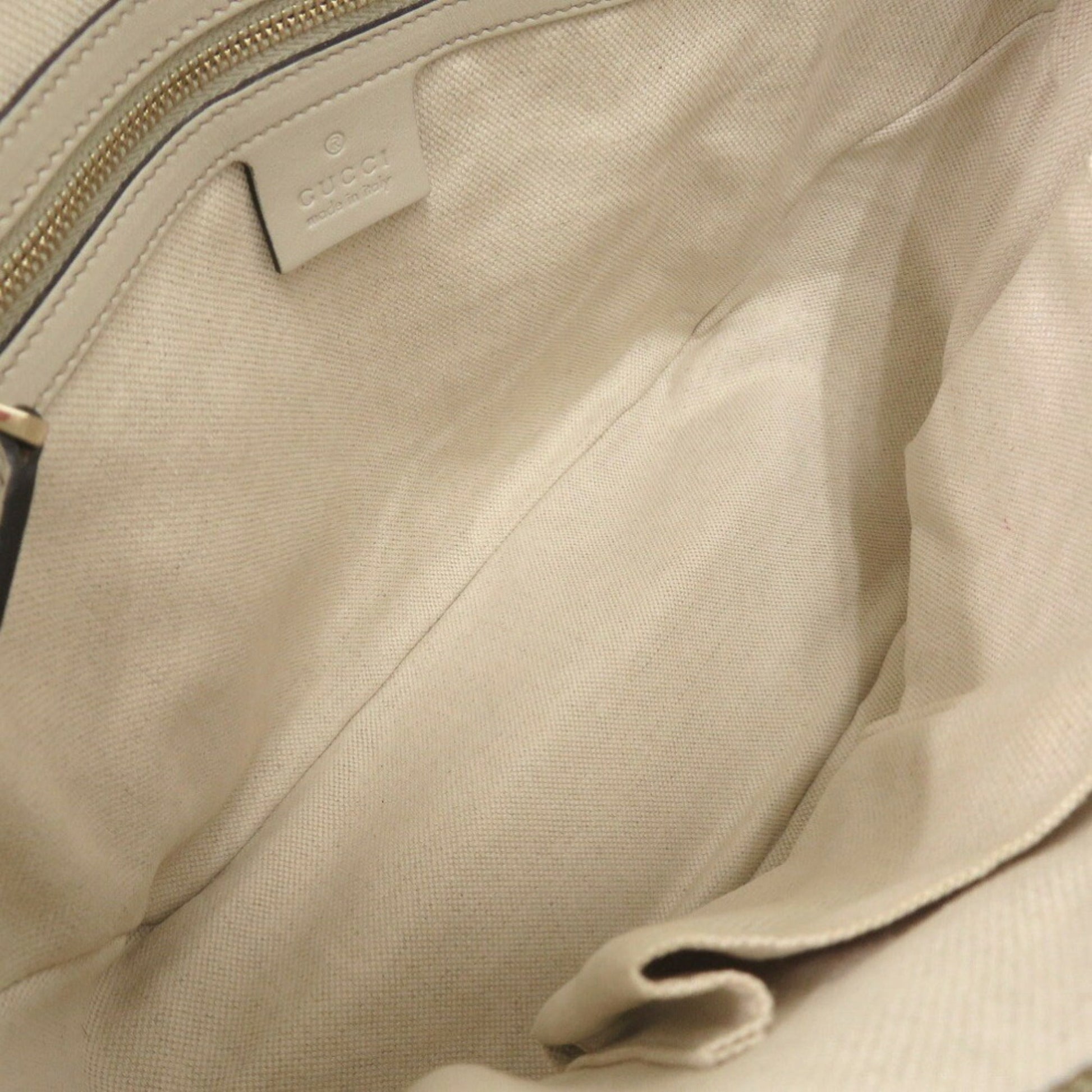 Gucci Ivory Leather Gg Leather Handbag