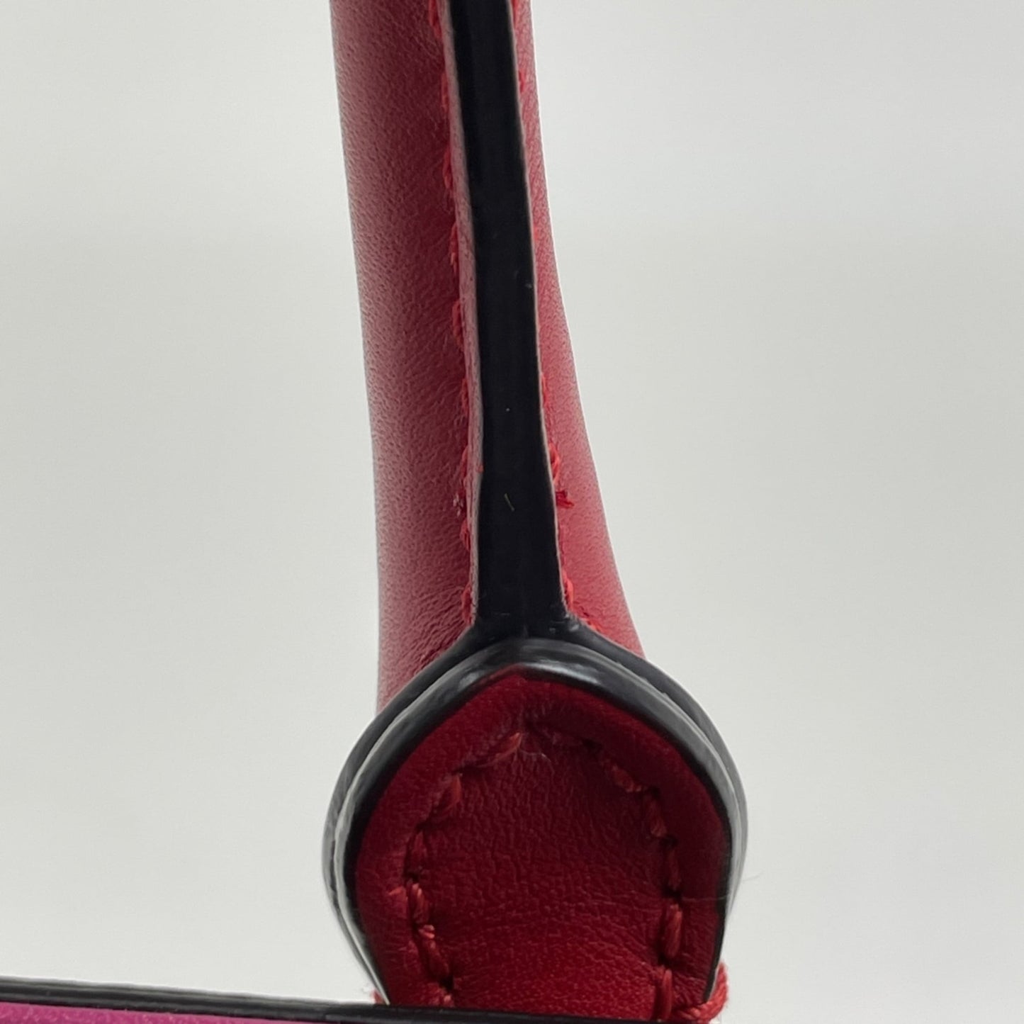 Gucci Brown Pink Red Color Coated Canvas Leather Handbag Shoulder Bag
