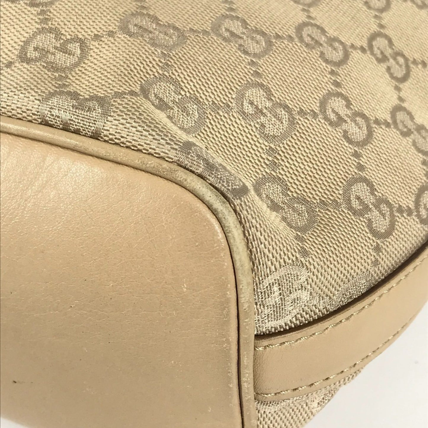 Gucci Beige Gg Canvas Shoulder Bag
