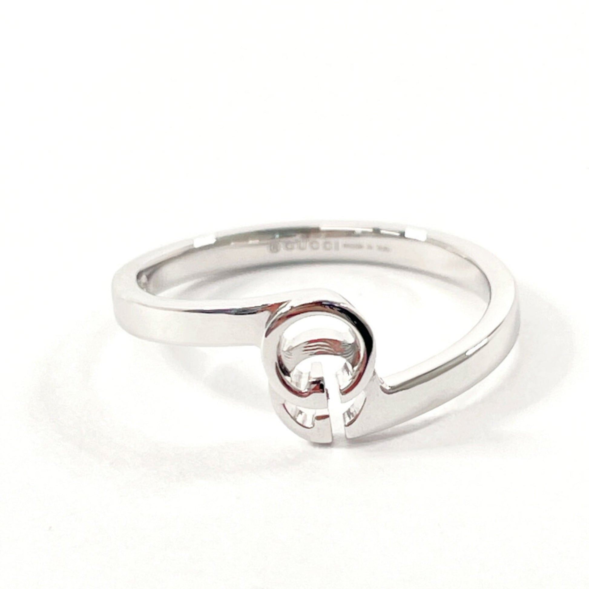 Gucci Silver White Gold (18K) Band Ring
