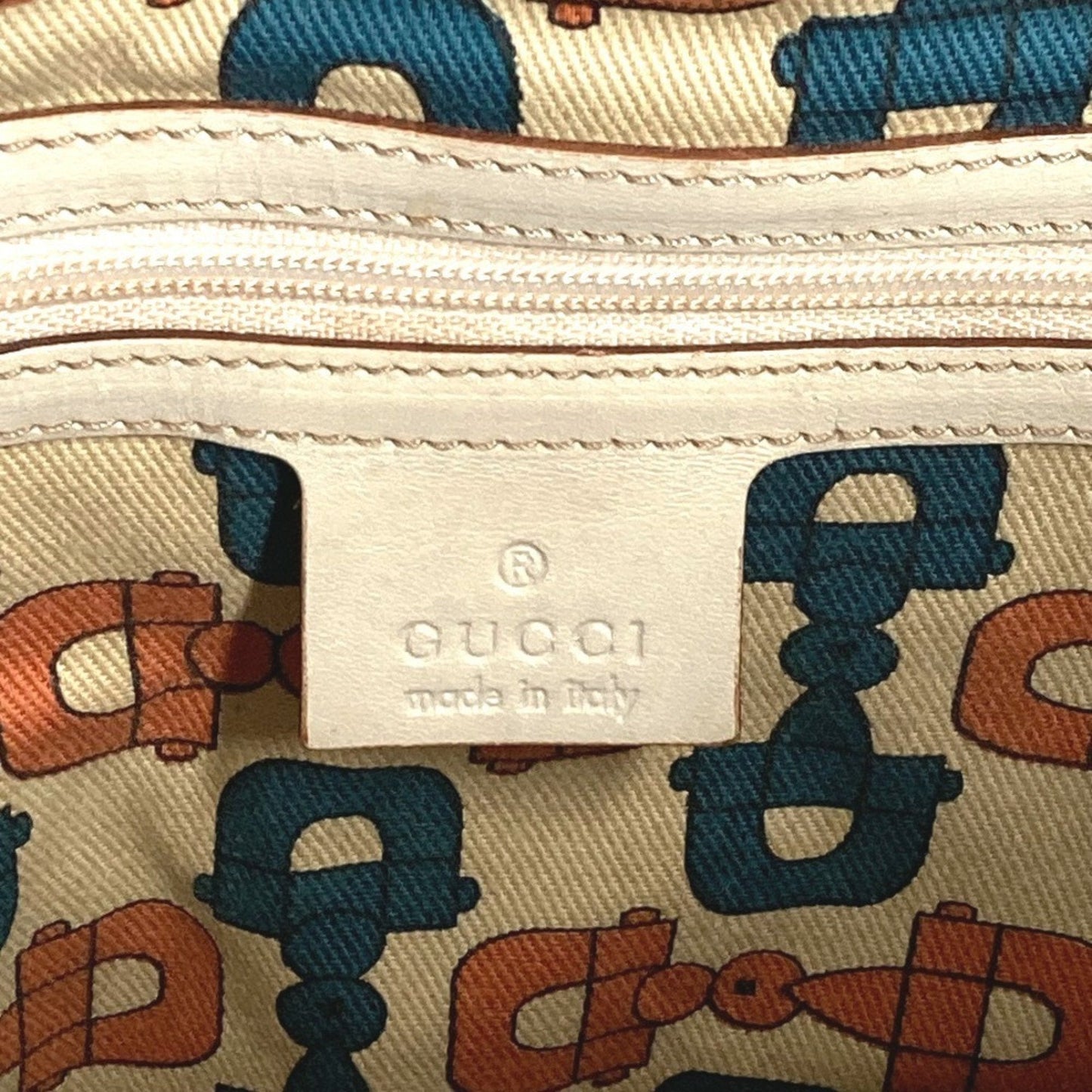 Gucci Off-White Leather Shoulder Bag Tote Bag