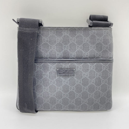 Gucci Black Gg Supreme Shoulder Bag