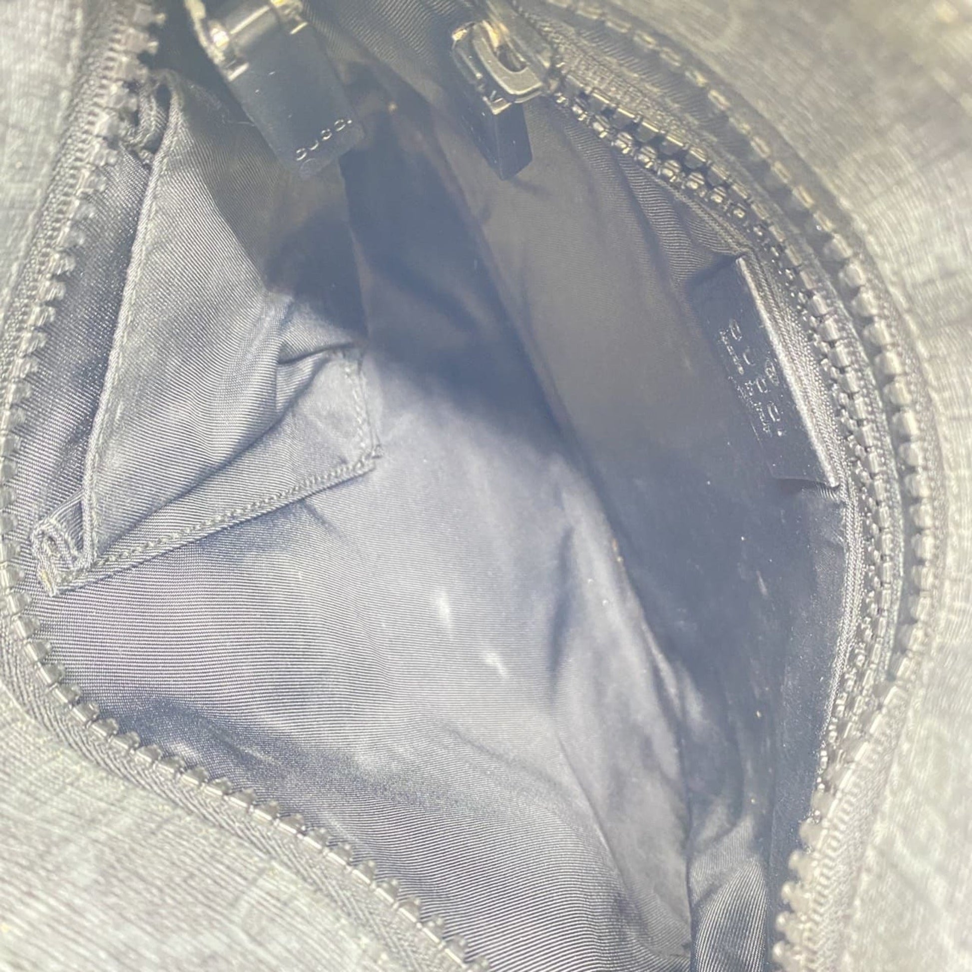 Gucci Black Gg Supreme Shoulder Bag