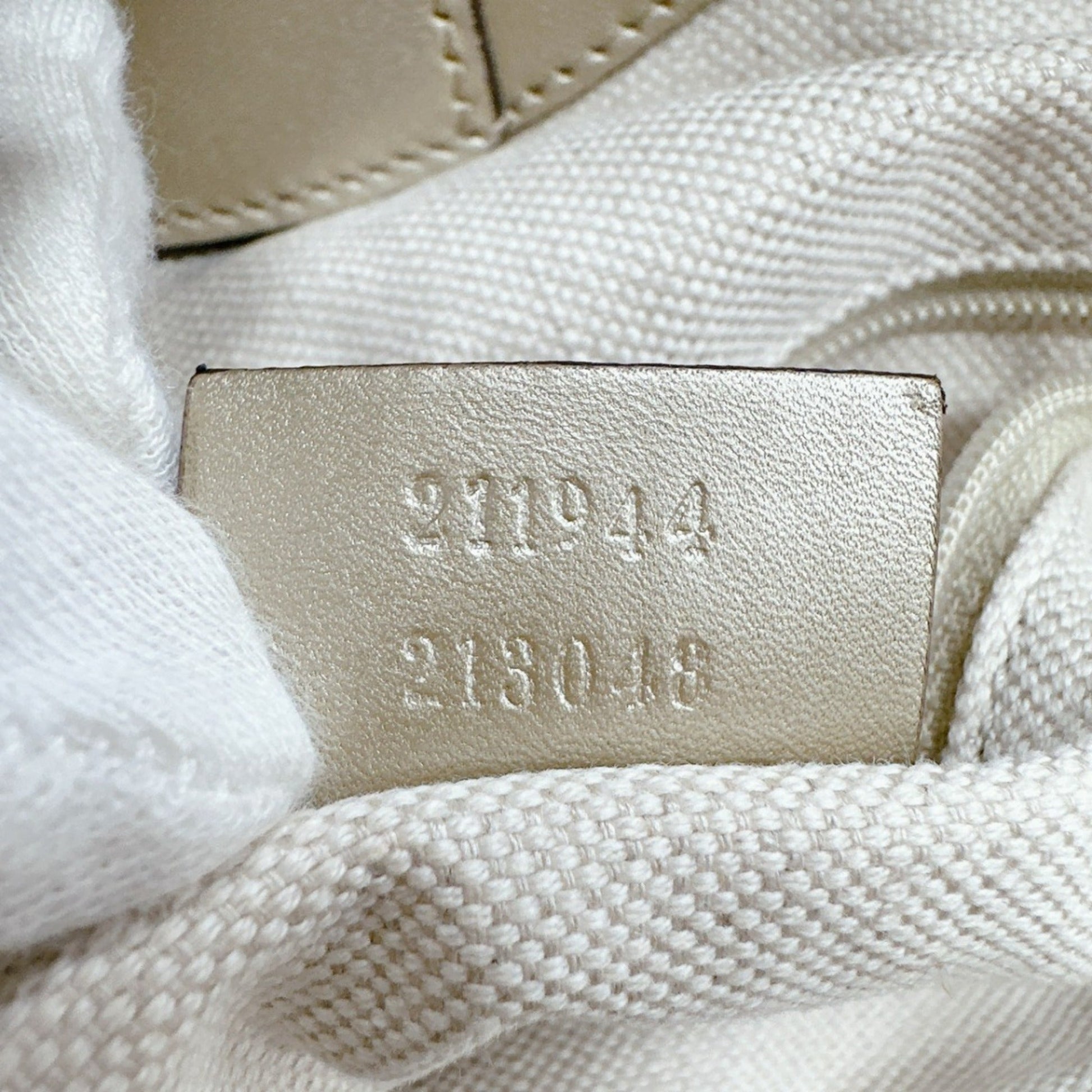 Gucci Gg Canvas Beige Gg Canvas Handbag Tote Bag