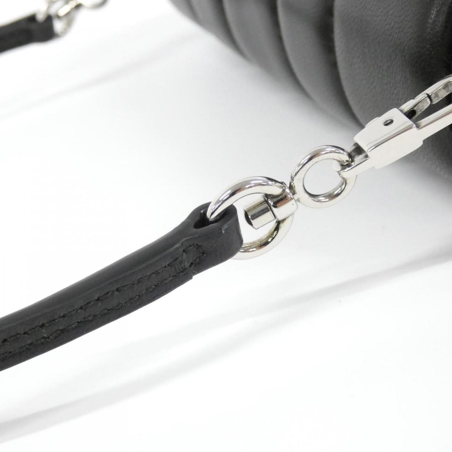 Gucci Black Leather Shoulder Bag