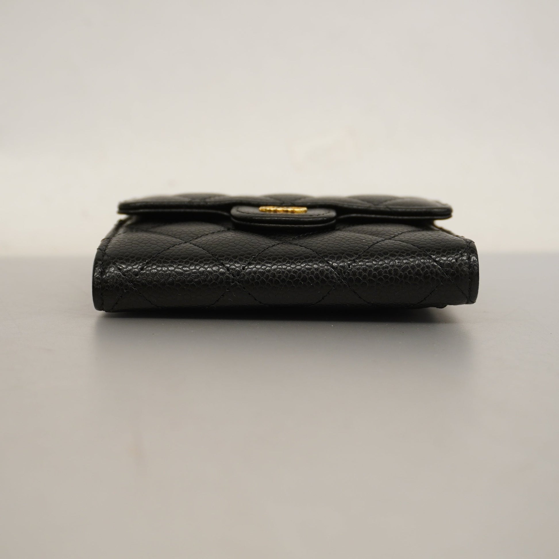 ChanelAuth  Matelasse Tri-fold Wallet Gold Metal Fittings Women's Caviar Leather