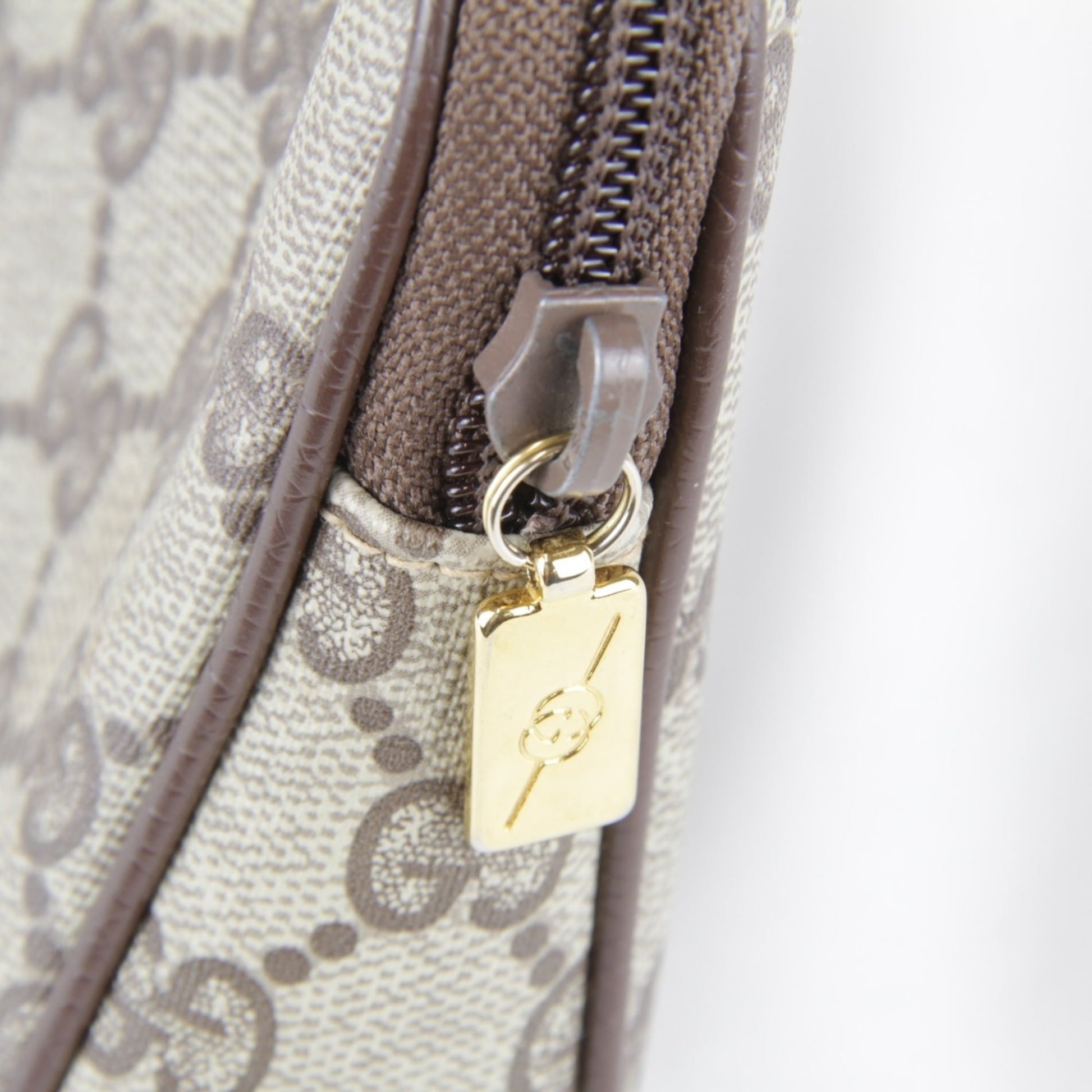 Gucci Brown Gg Supreme Pouch