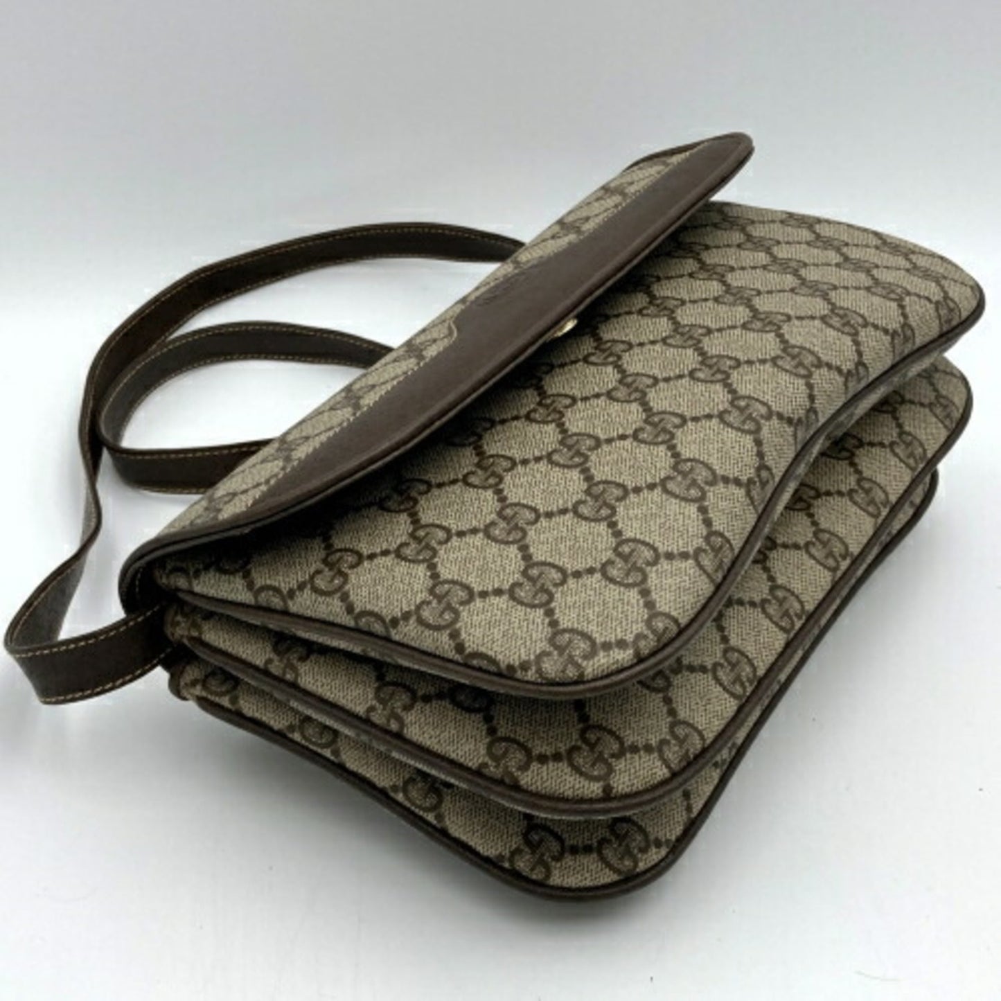 Gucci Brown Gg Supreme Shoulder Bag
