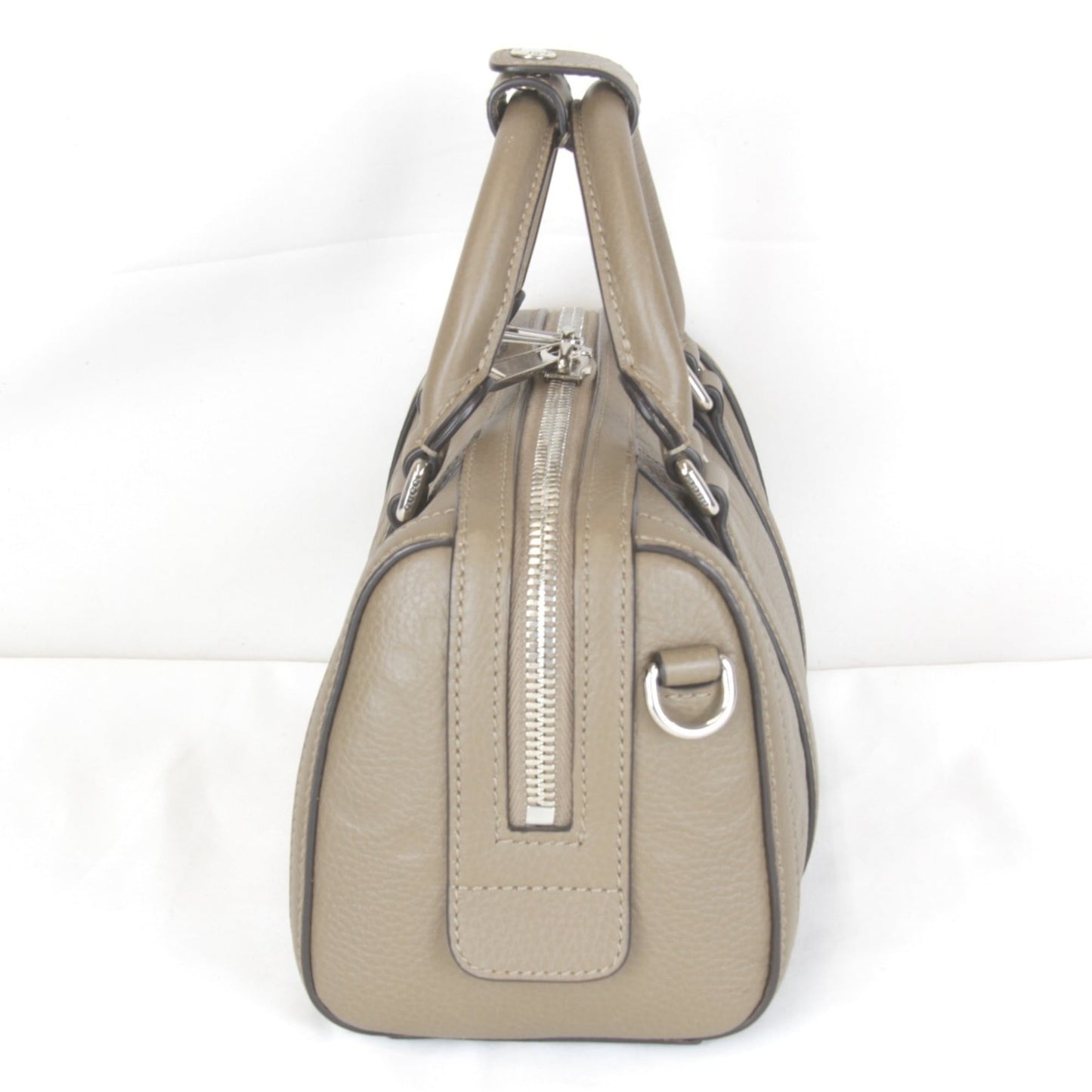 Gucci Beige Leather Handbag