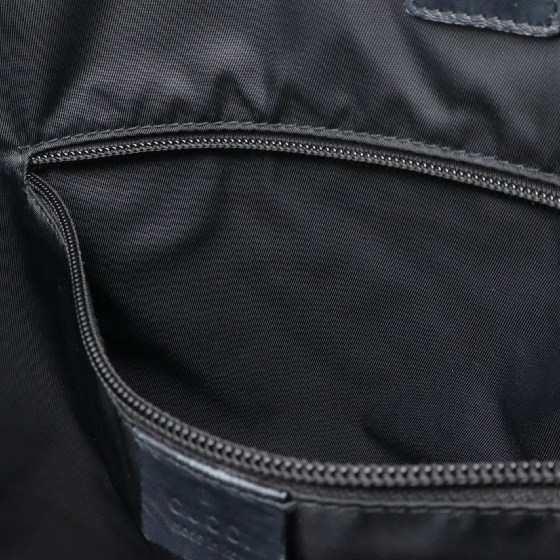 Gucci Black Rubber Leather Shoulder Bag Tote Bag
