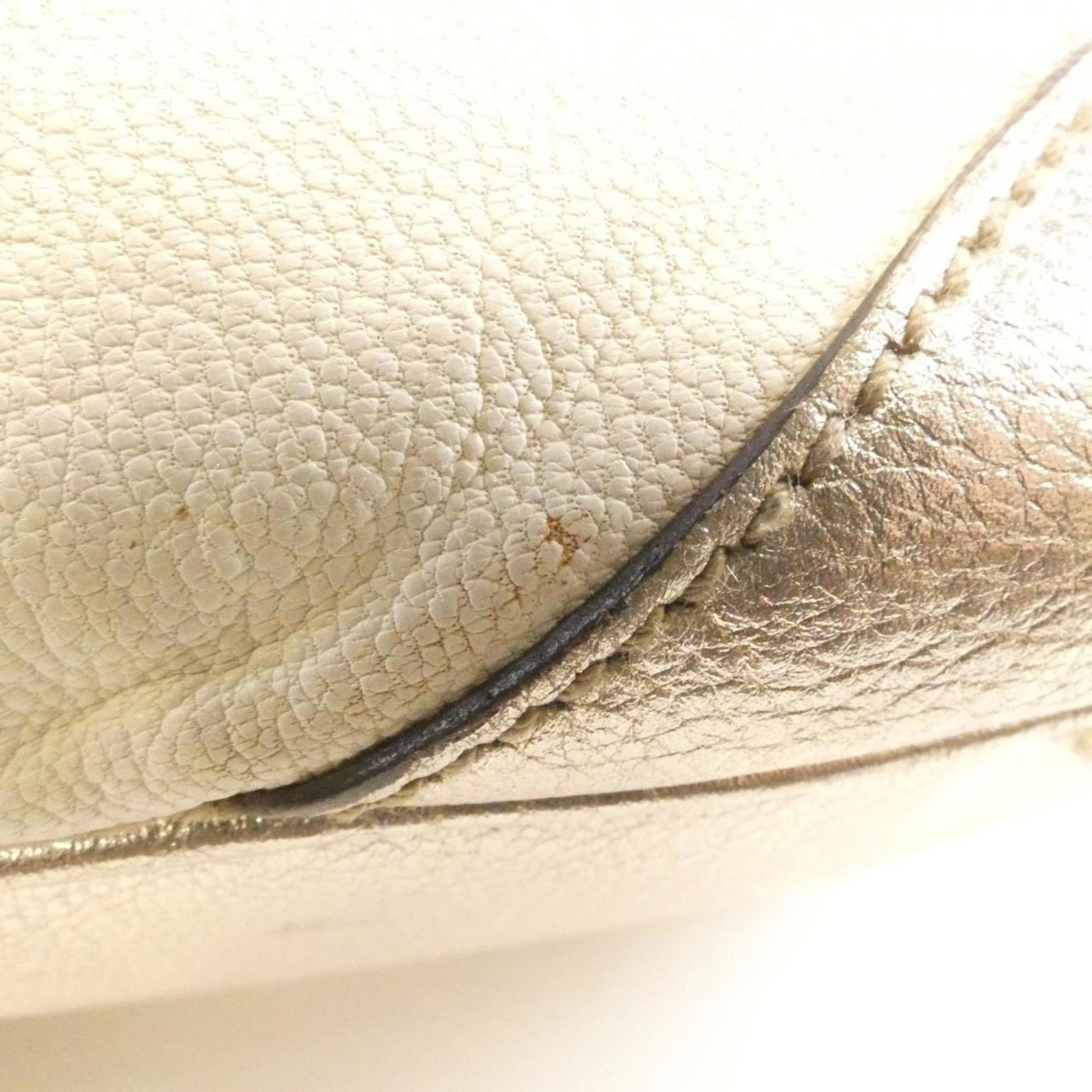 Gucci Ivory Leather Shoulder Bag