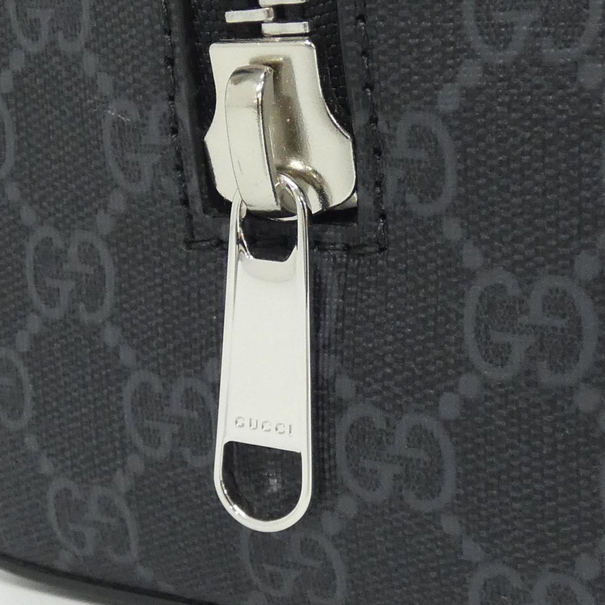 Gucci Black Gray Gg Supreme Canvas Clutch Bag Pouch